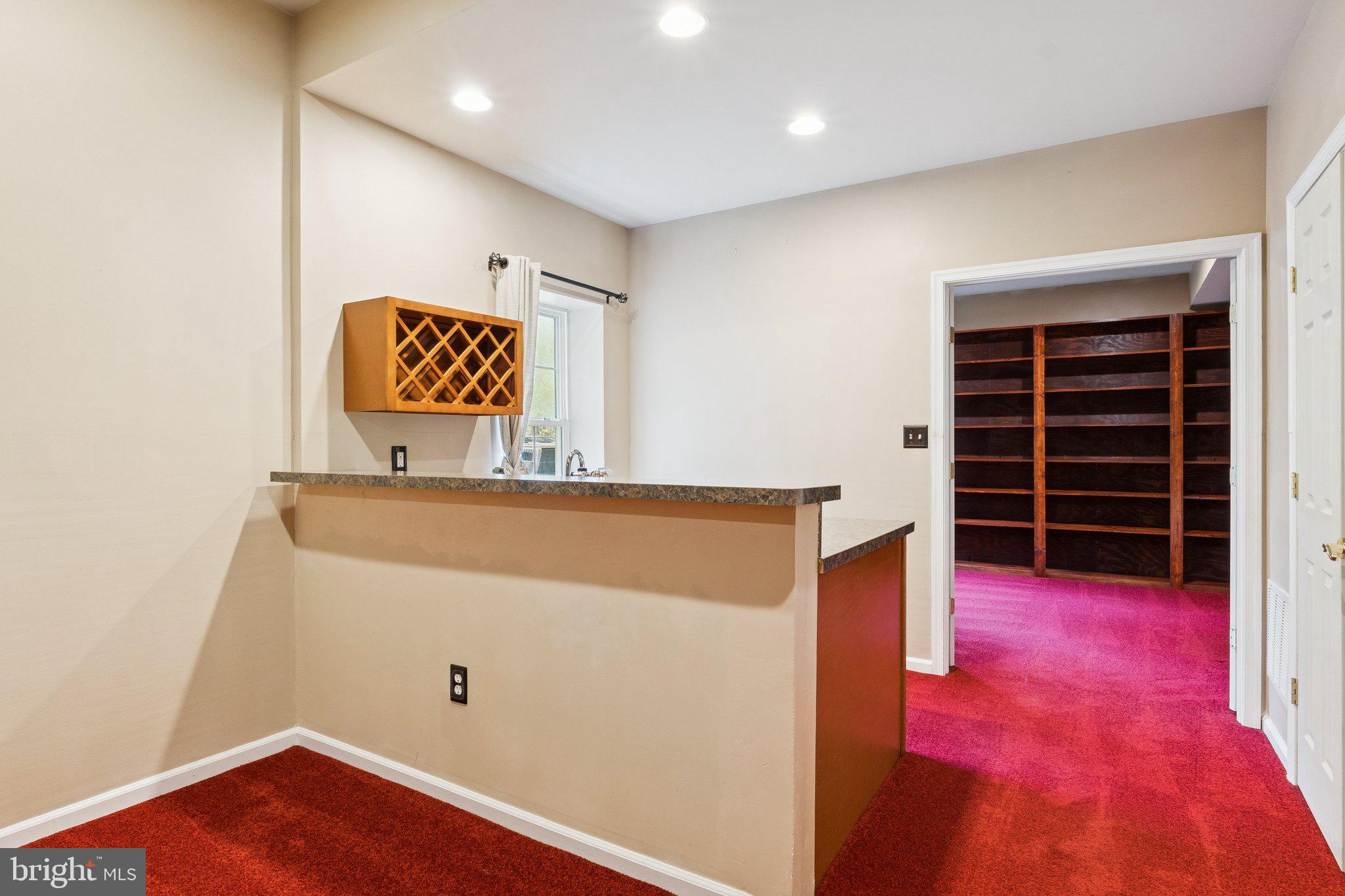 WINDSOR MILL - Residential