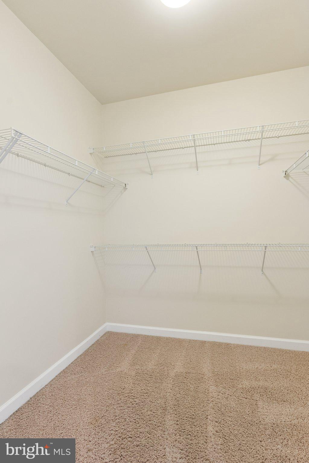 WINDSOR MILL - Residential