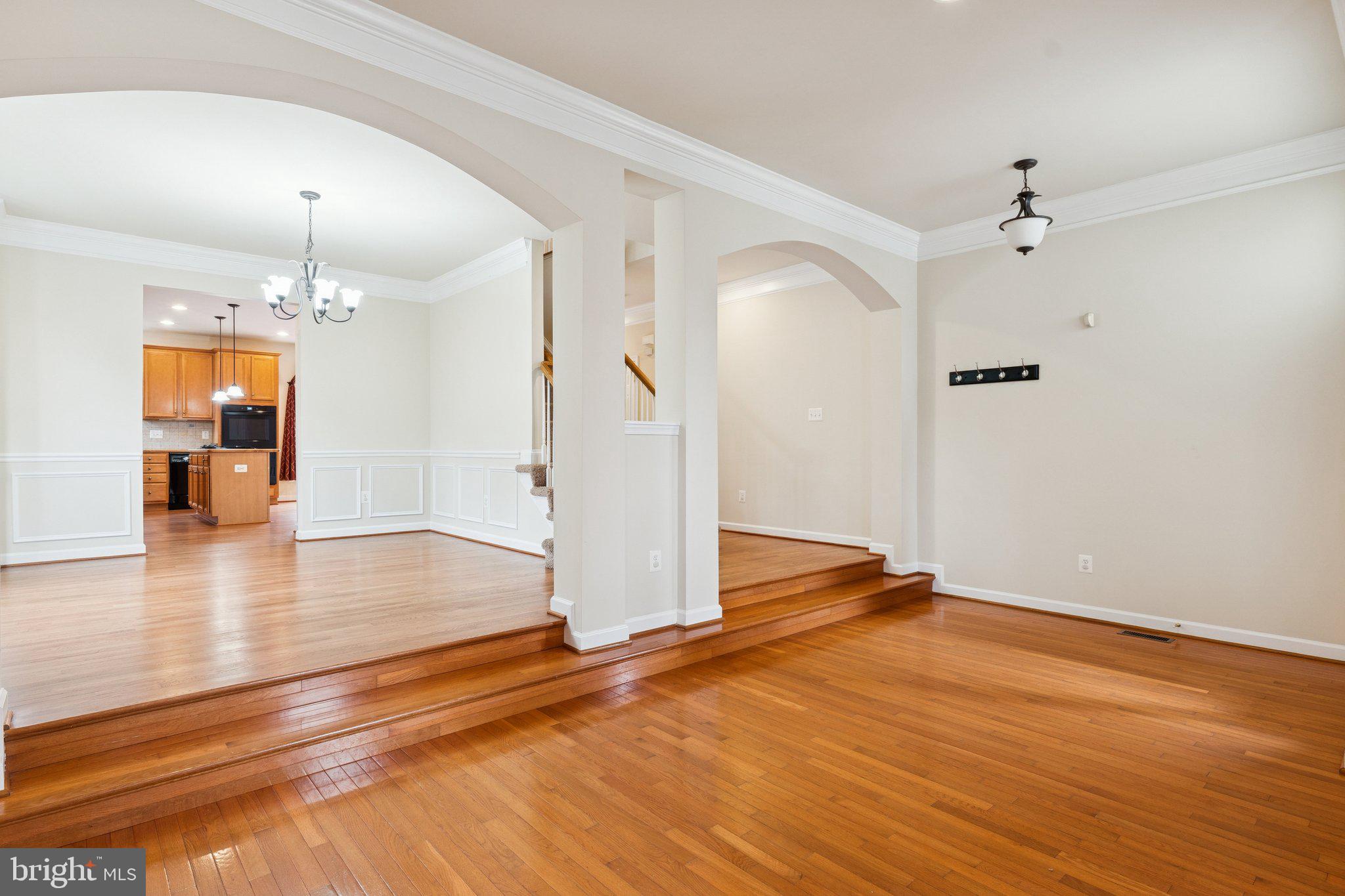 WINDSOR MILL - Residential