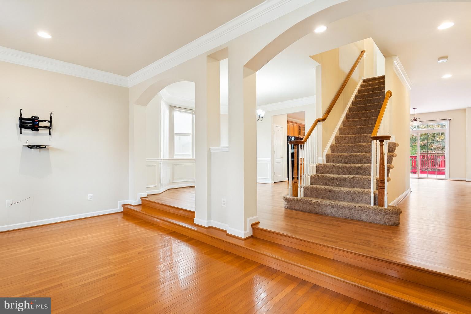 WINDSOR MILL - Residential