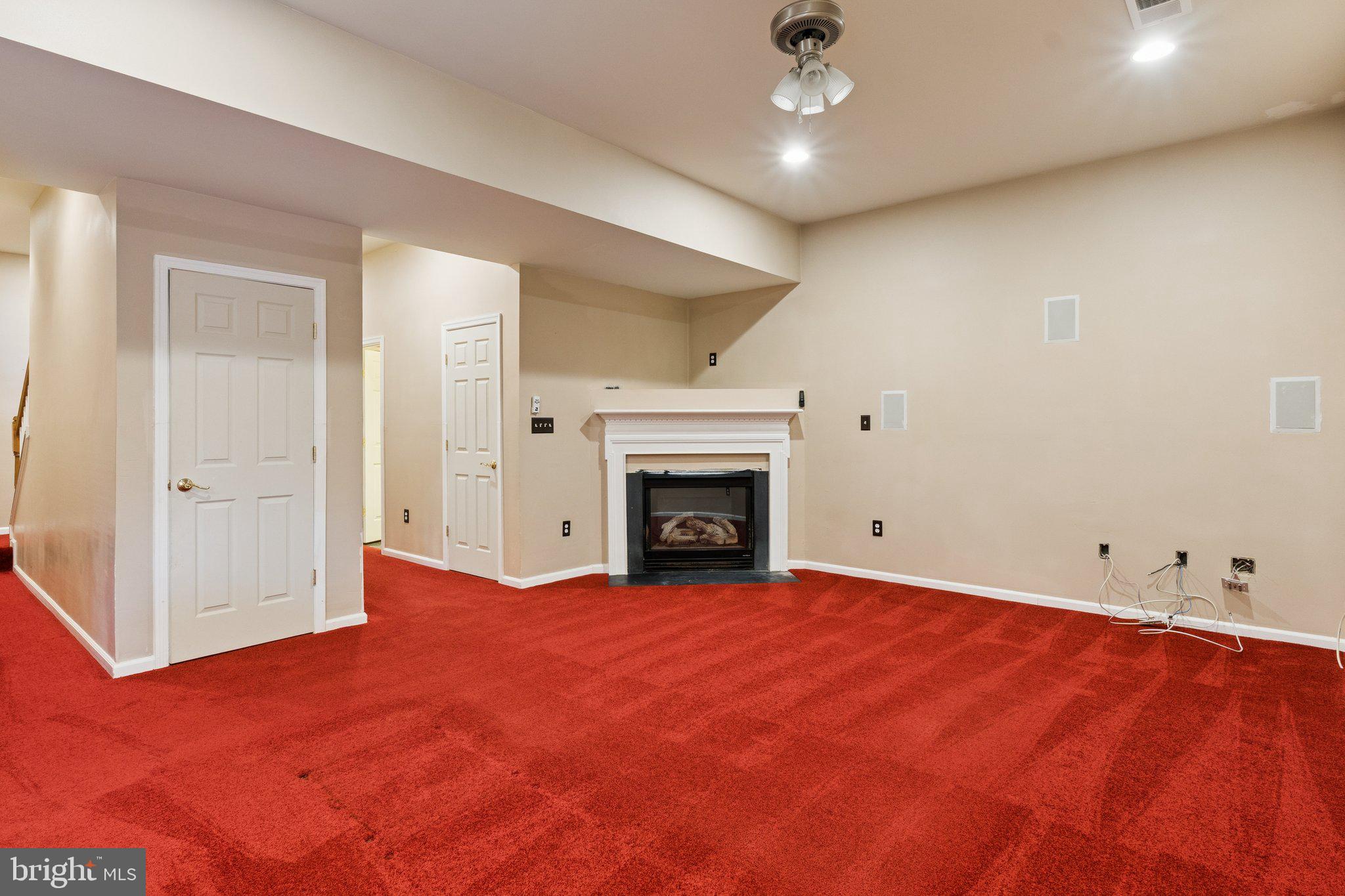 WINDSOR MILL - Residential