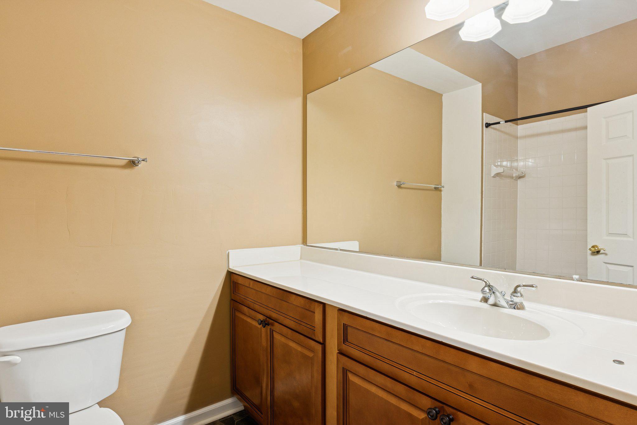 WINDSOR MILL - Residential