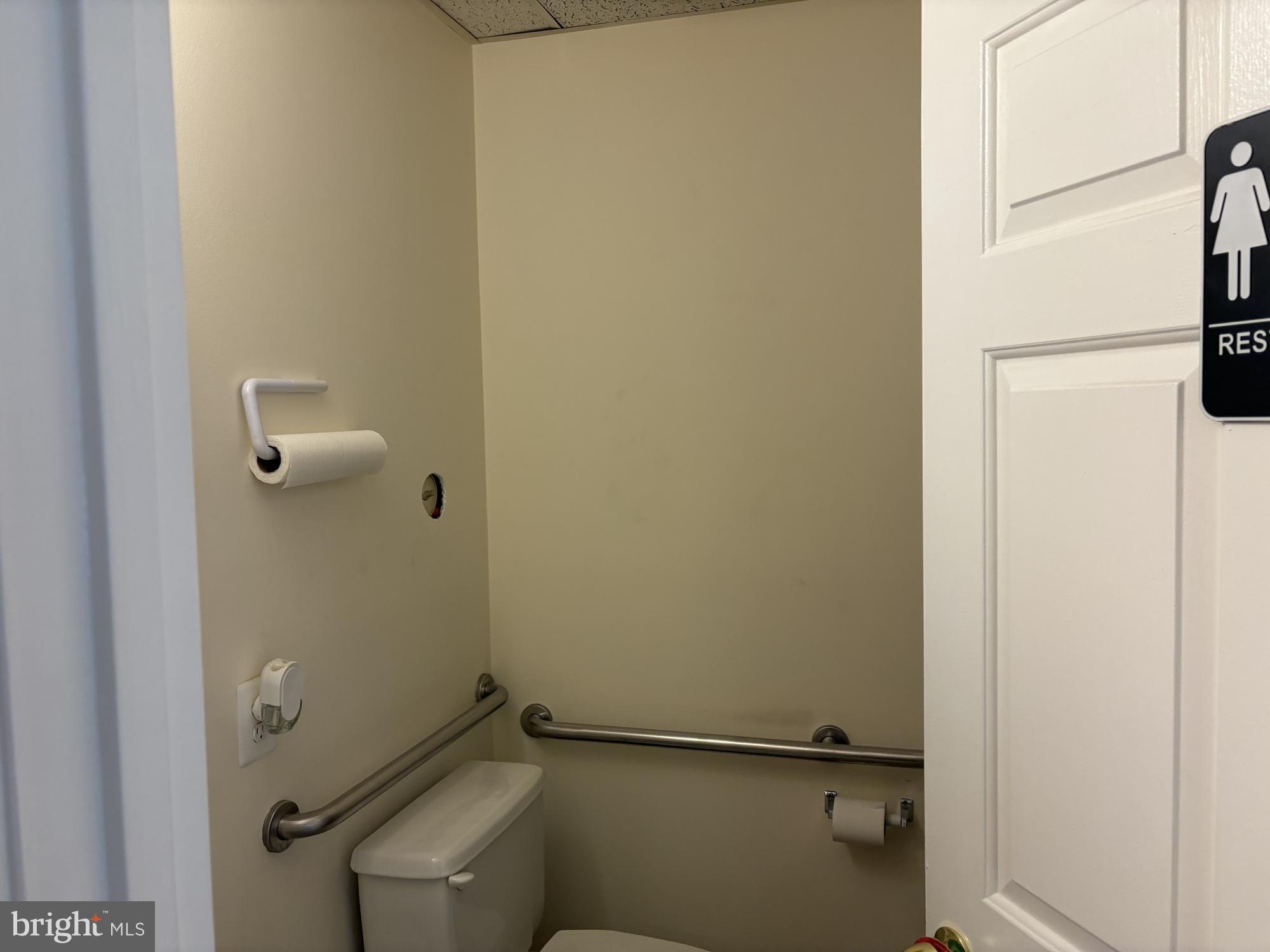 8390 TERMINAL ROAD
