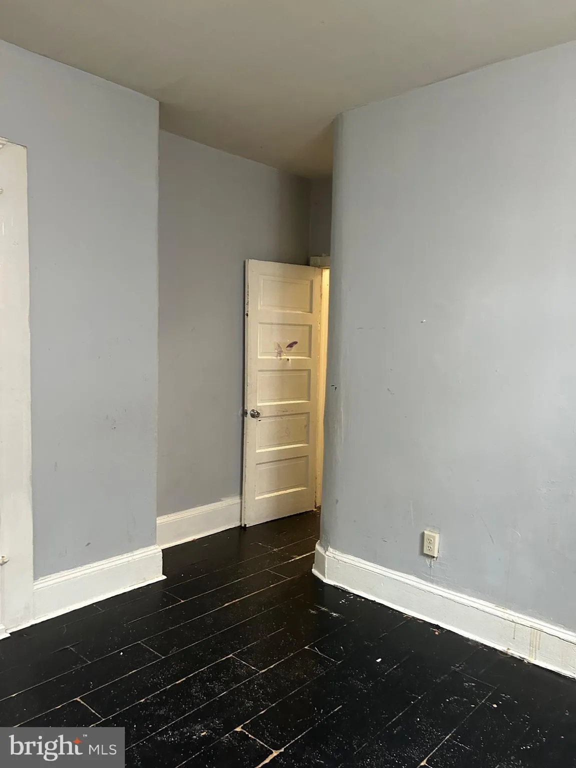 Philadelphia, Pennsylvania 19140, United States, 4 Bedrooms Bedrooms, ,1 BathroomBathrooms,Residential,Active,213080