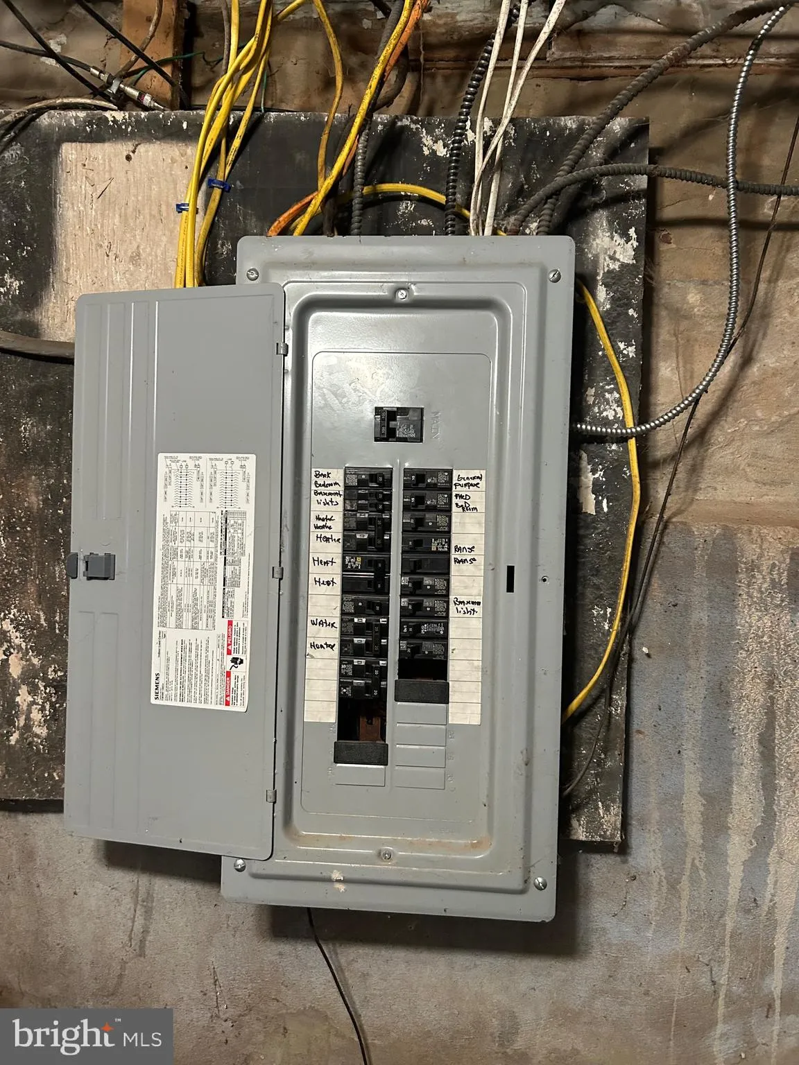 Philadelphia, Pennsylvania 19140, United States, 4 Bedrooms Bedrooms, ,1 BathroomBathrooms,Residential,Active,213080