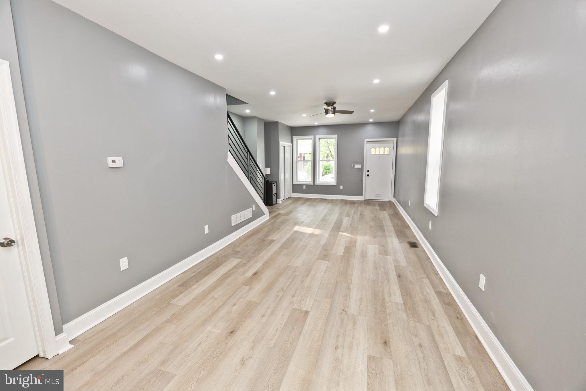 UNIVERSITY CITY - Residential