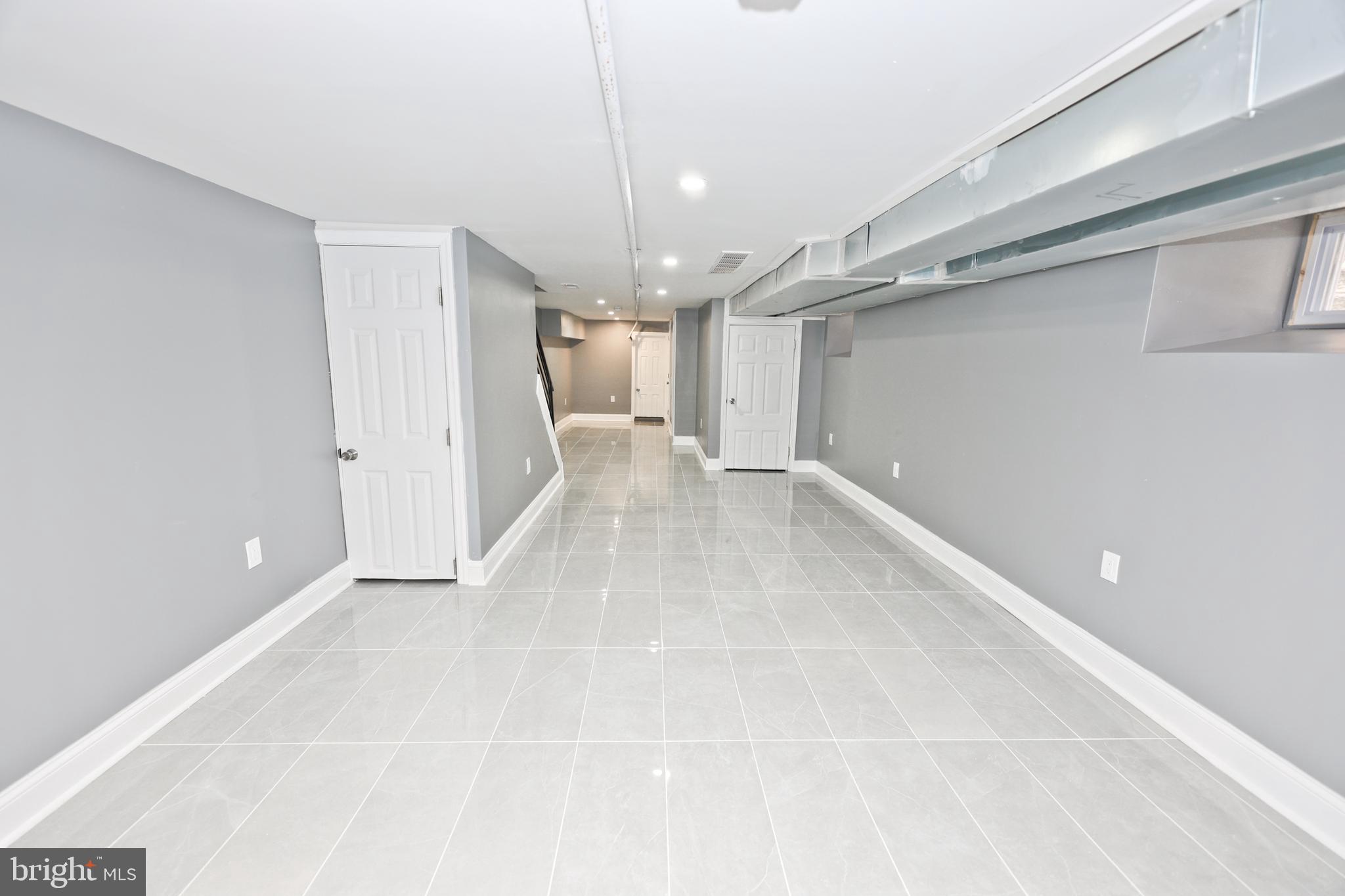 UNIVERSITY CITY - Residential