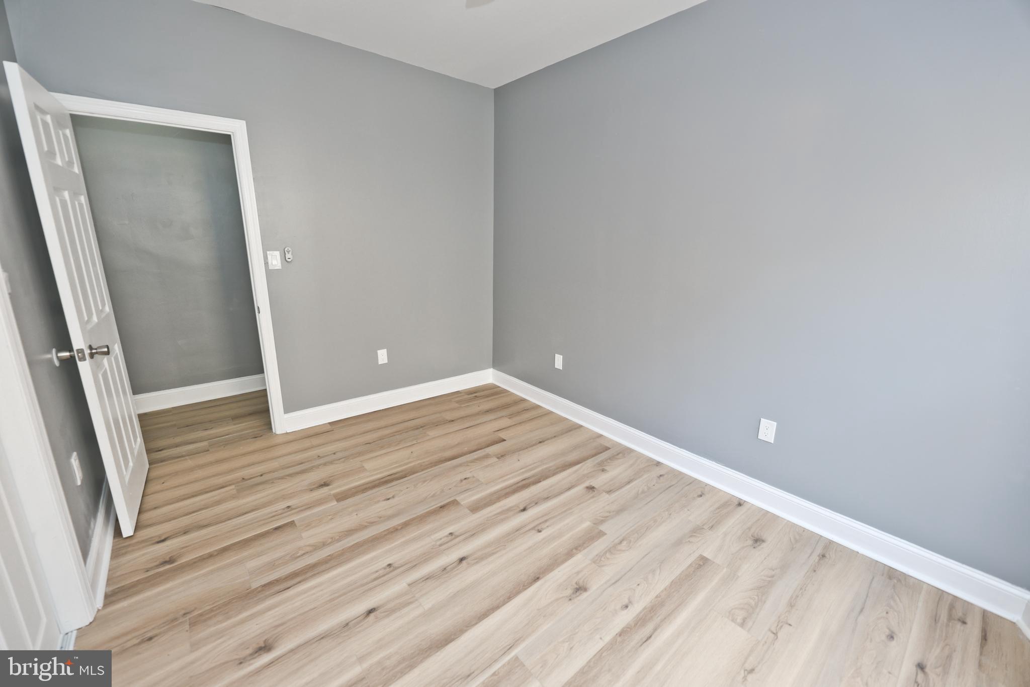 UNIVERSITY CITY - Residential