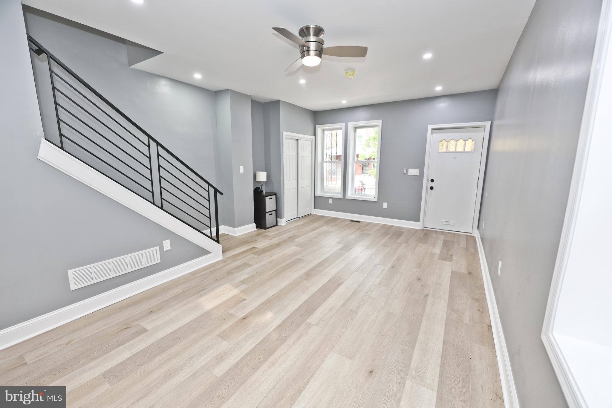 UNIVERSITY CITY - Residential