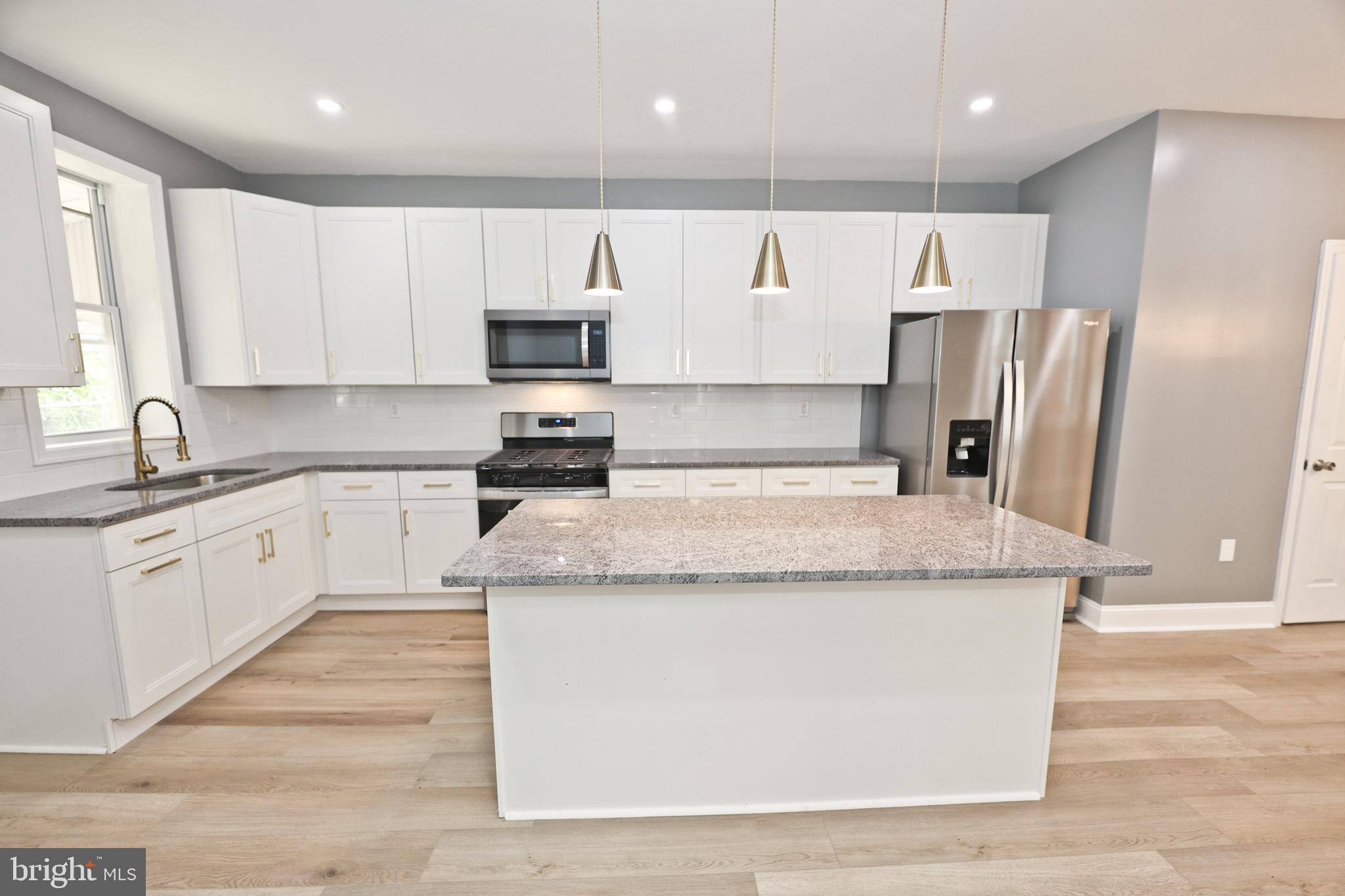 UNIVERSITY CITY - Residential