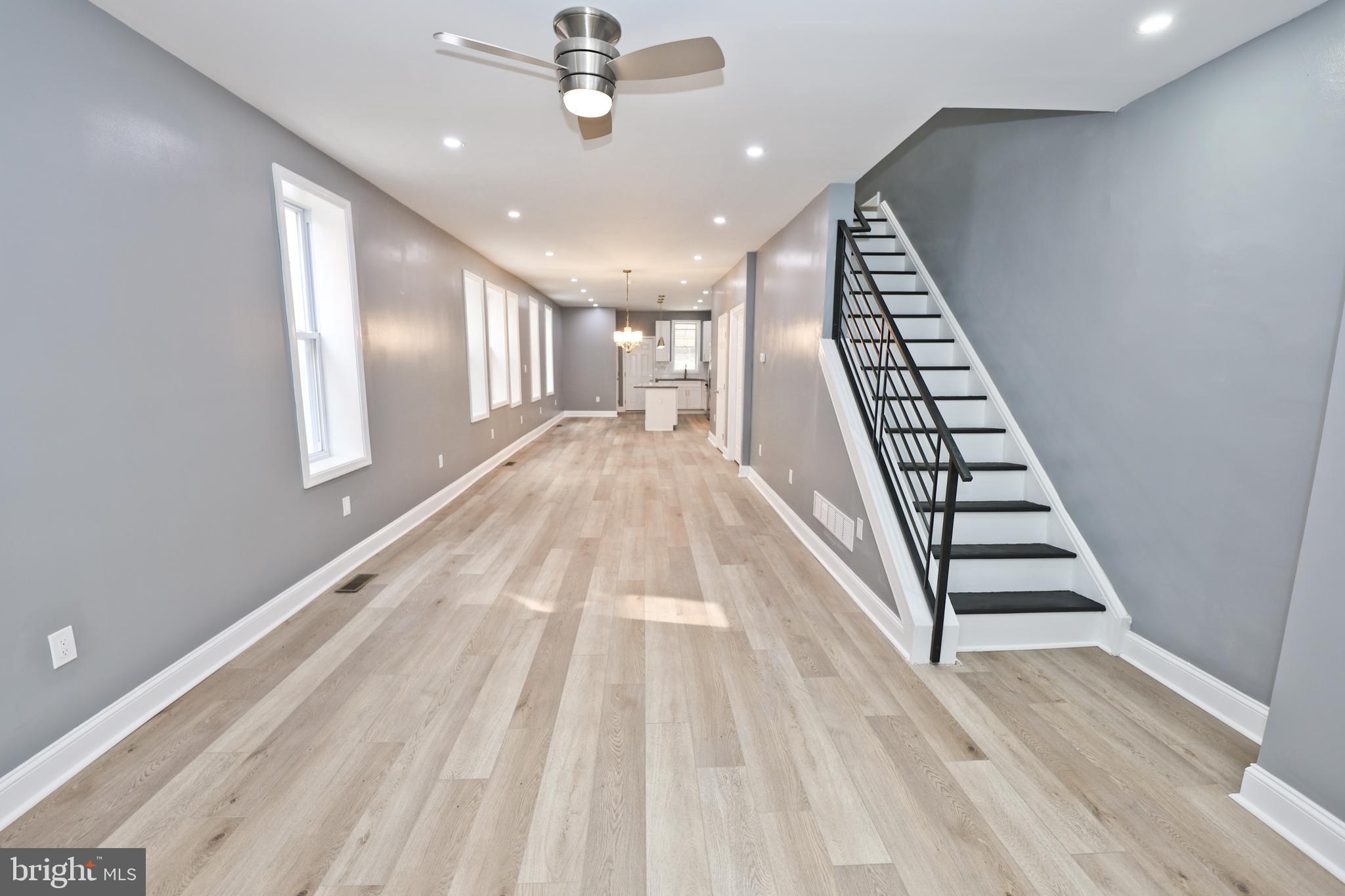 UNIVERSITY CITY - Residential