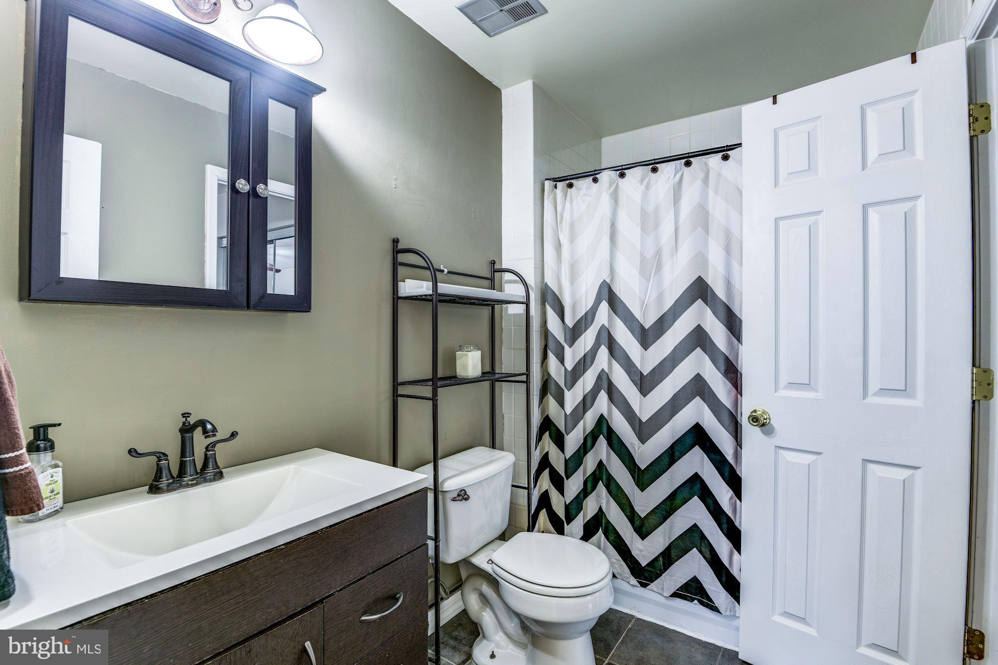 STONINGTON CONDOMINIUMS - Residential