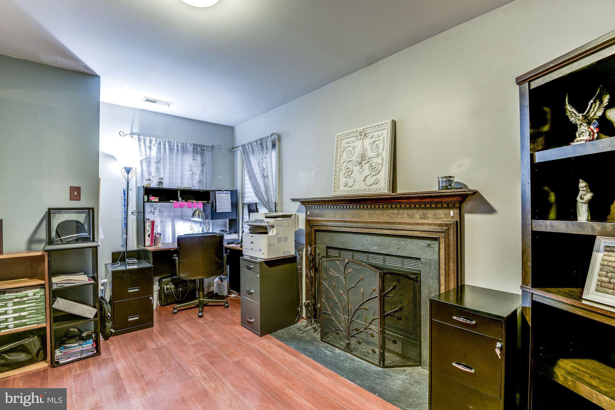 STONINGTON CONDOMINIUMS - Residential