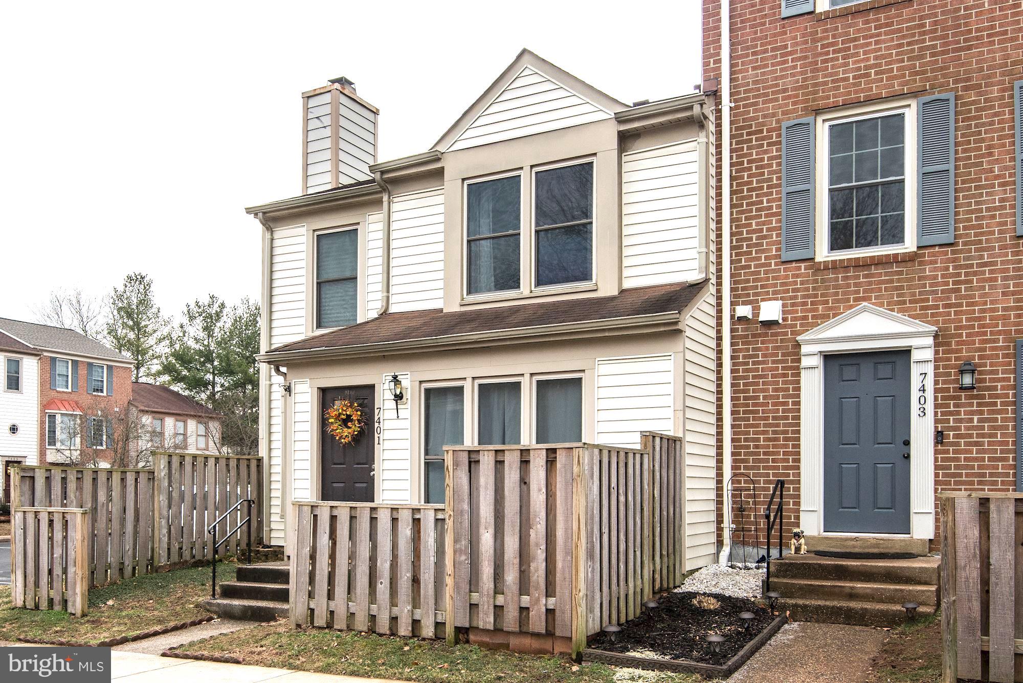 STONINGTON CONDOMINIUMS - Residential