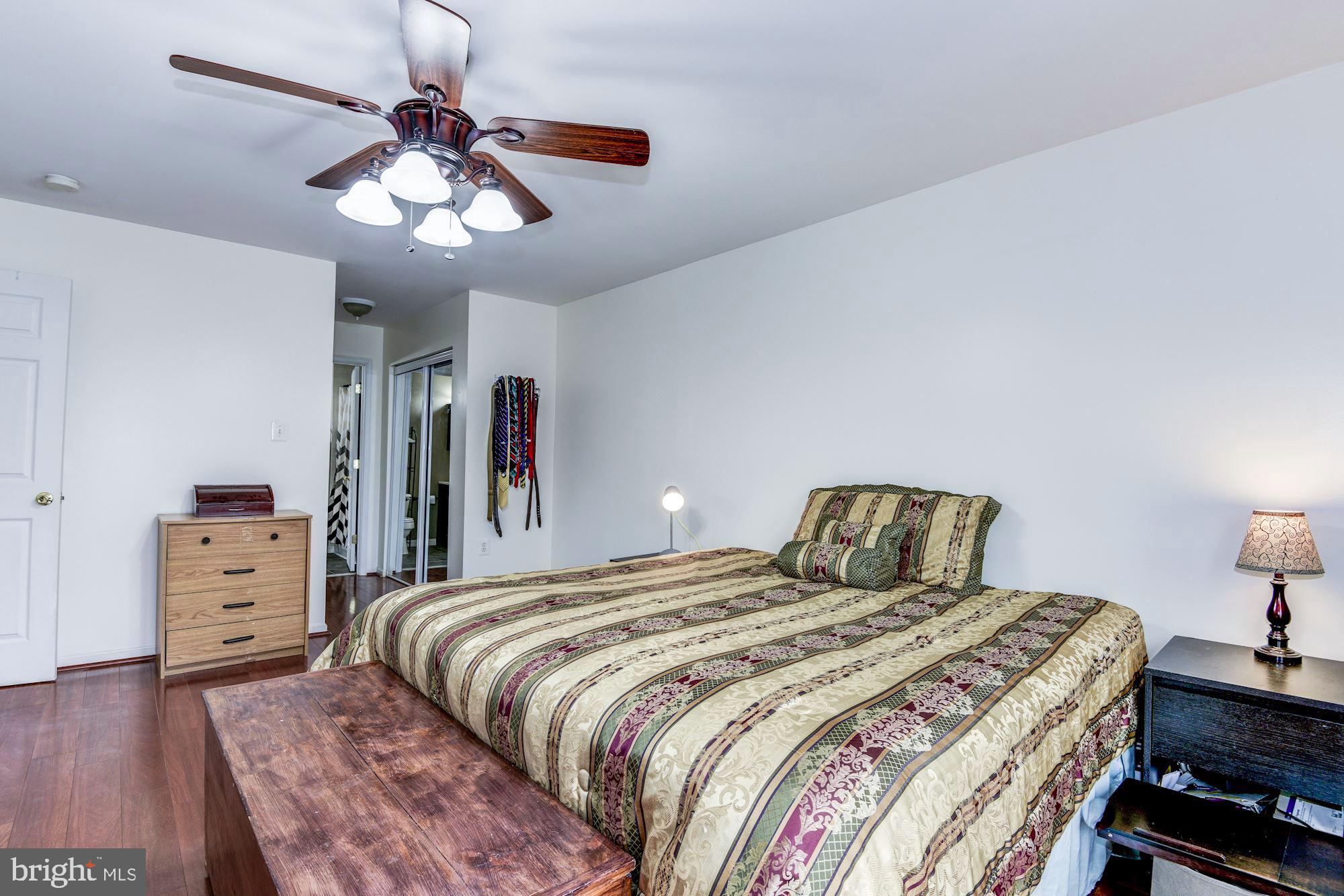 STONINGTON CONDOMINIUMS - Residential