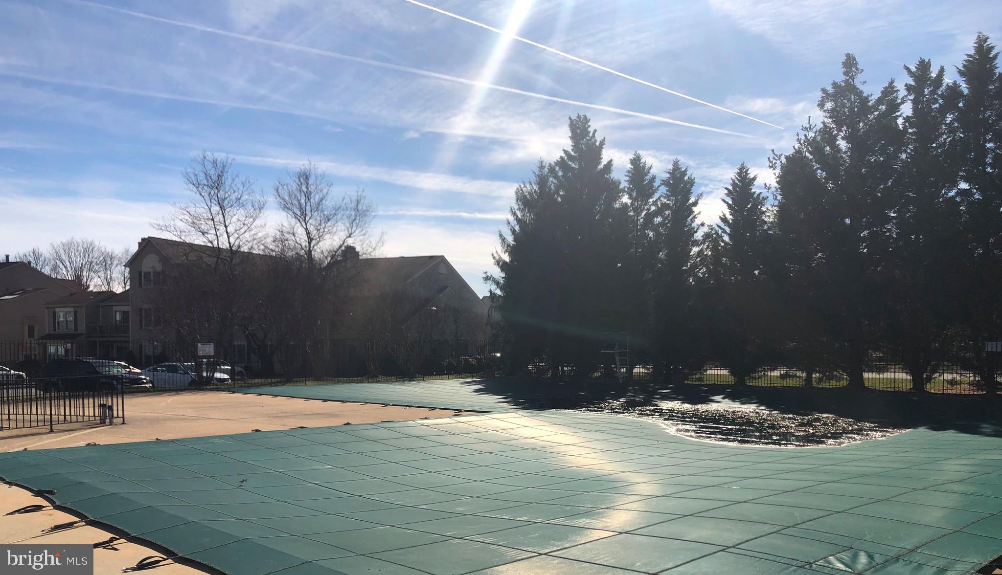 STONINGTON CONDOMINIUMS - Residential