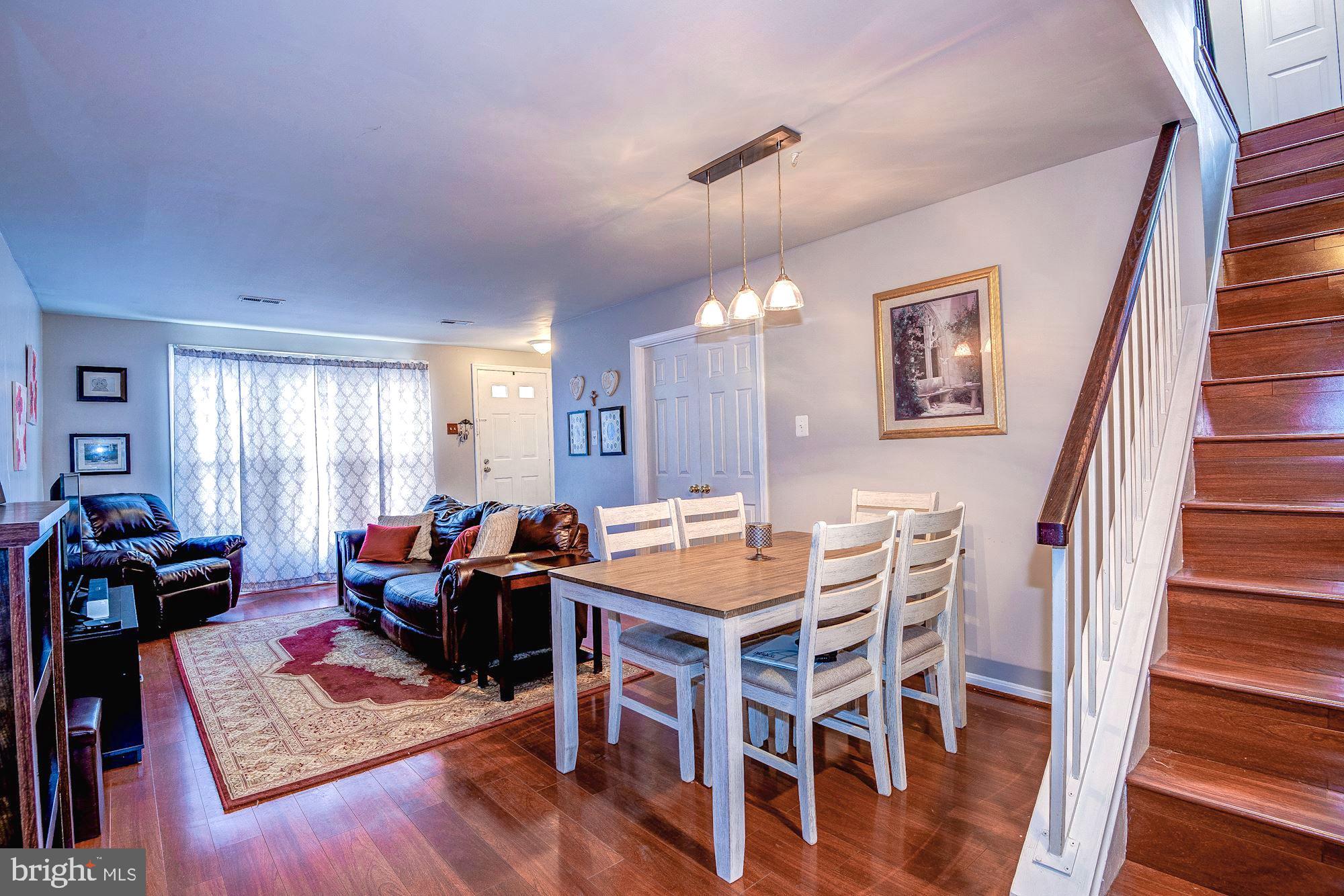 STONINGTON CONDOMINIUMS - Residential