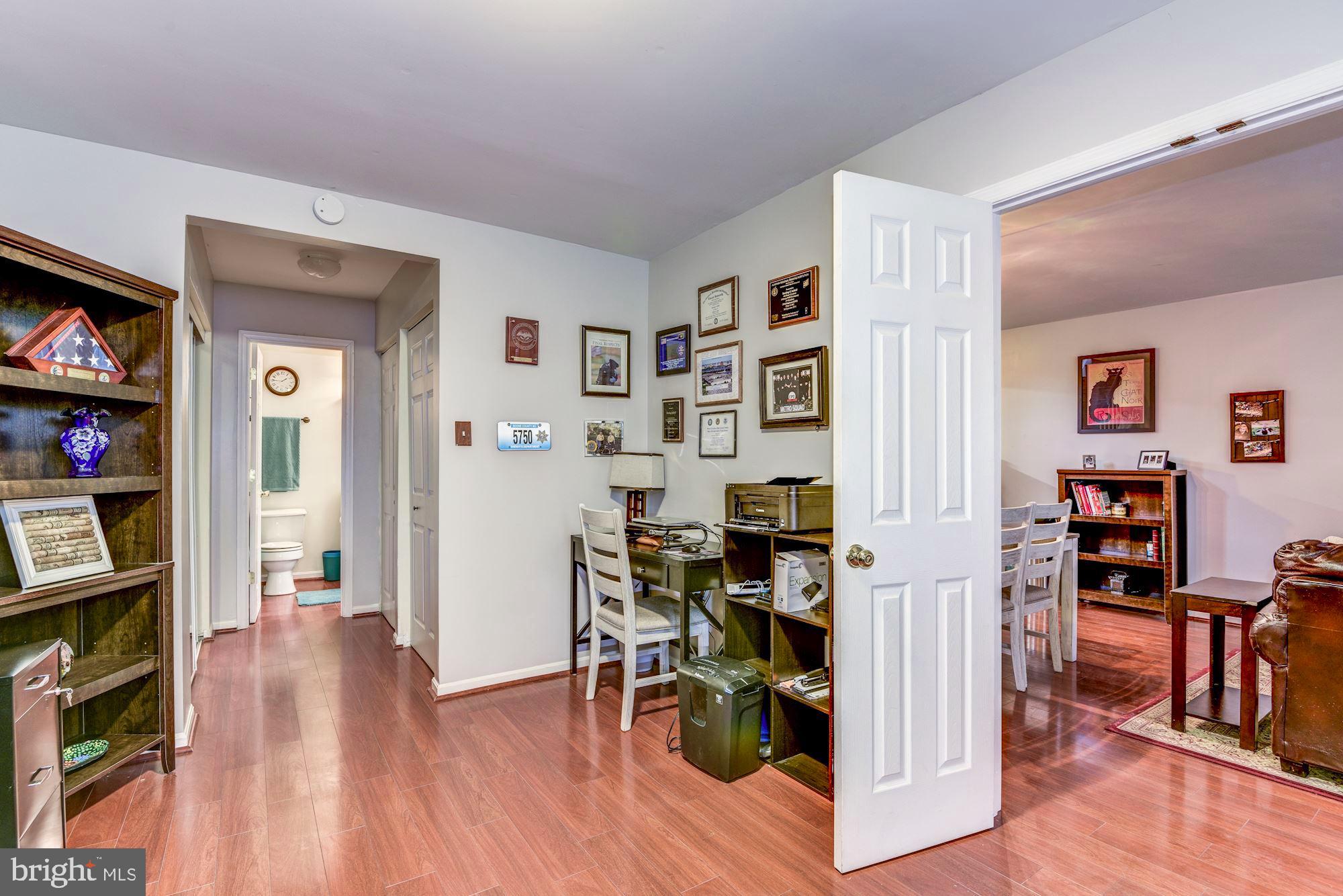 STONINGTON CONDOMINIUMS - Residential