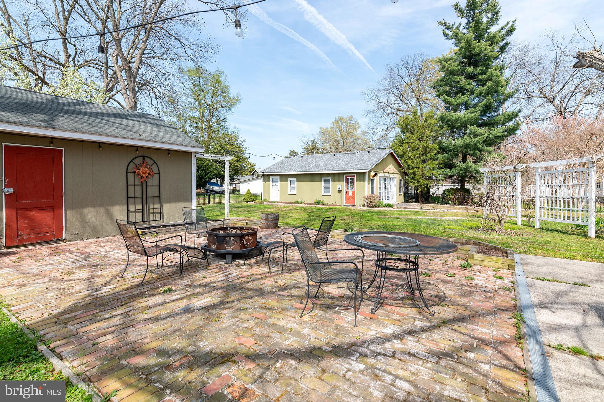 HISTORIC DISTRICT - Residential