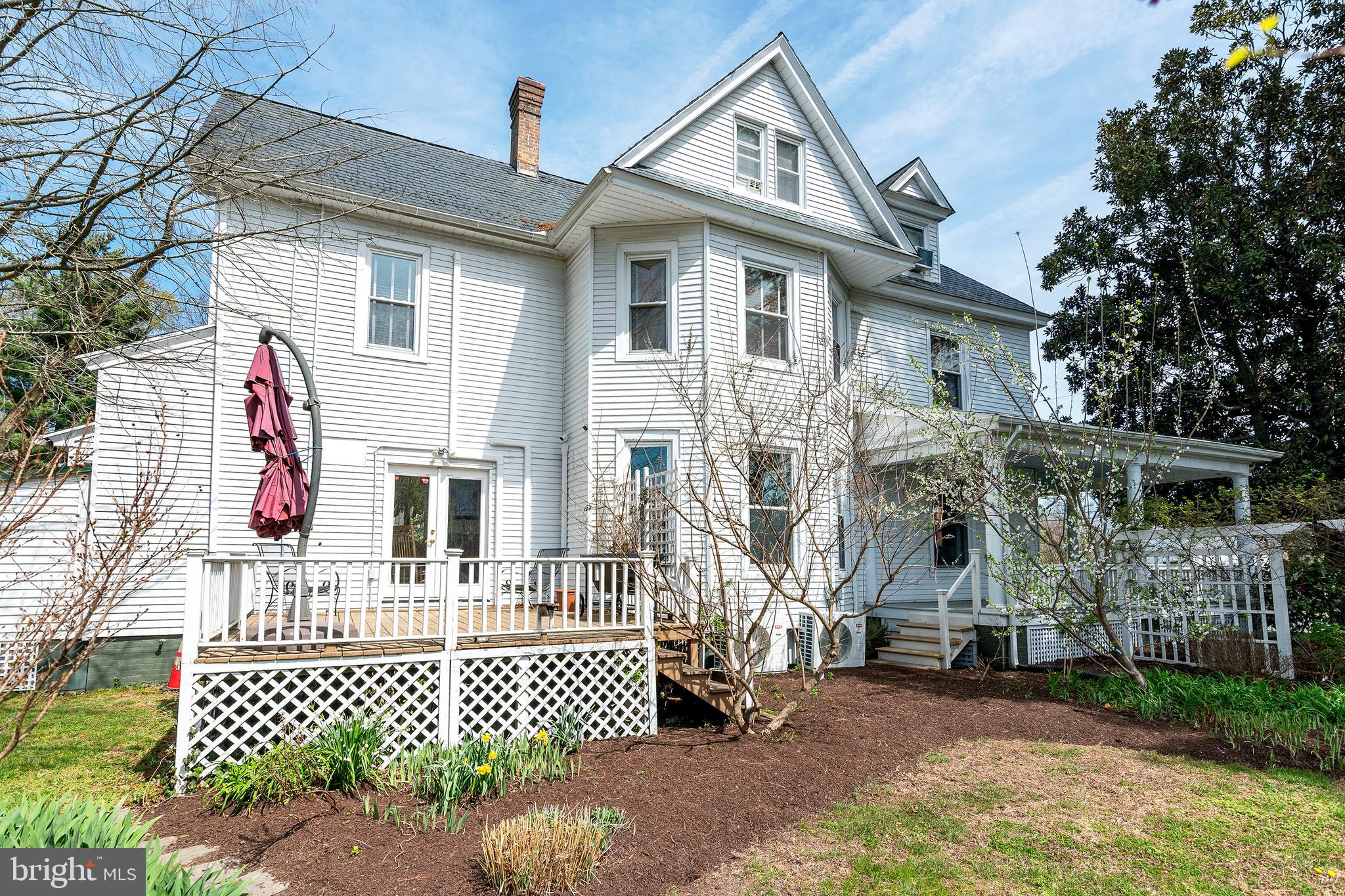 HISTORIC DISTRICT - Residential
