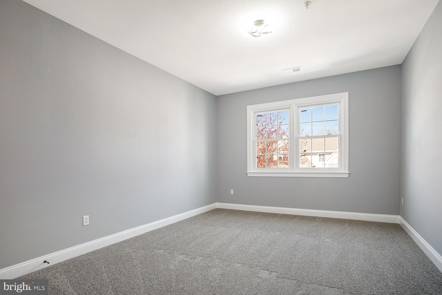 HIDDEN BLUFF - Residential