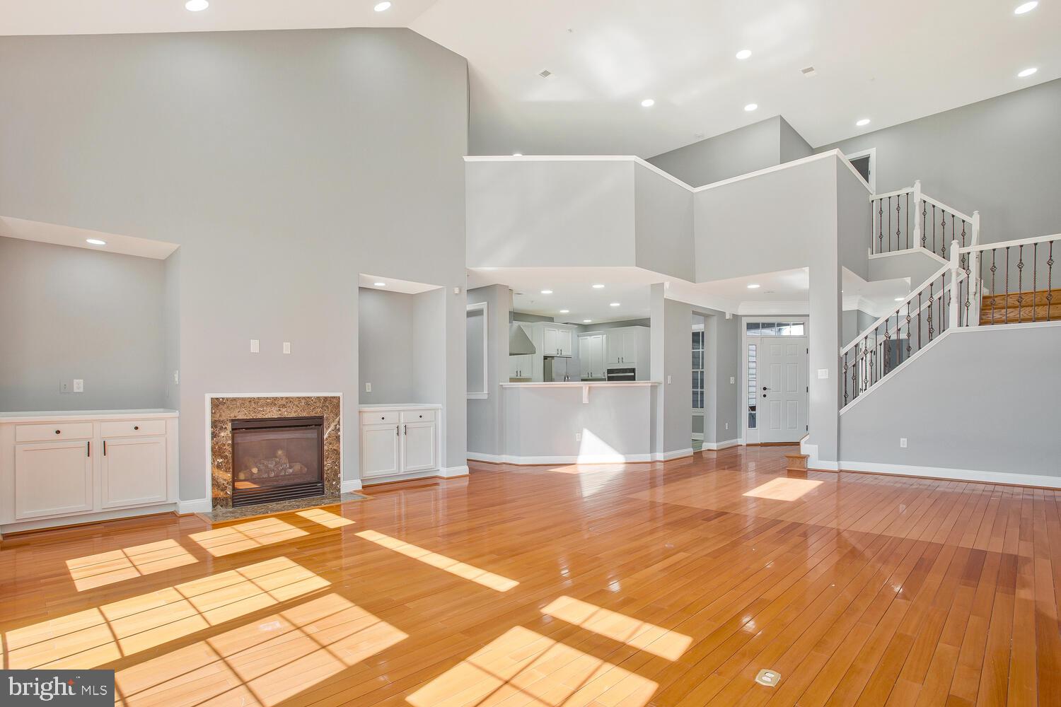 HIDDEN BLUFF - Residential