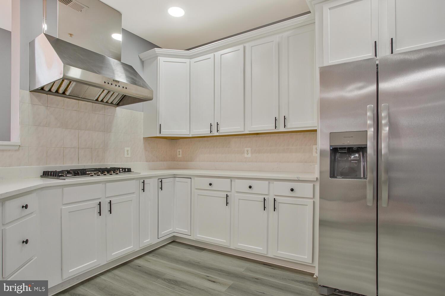 HIDDEN BLUFF - Residential