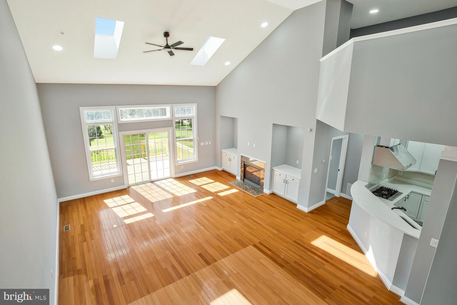 HIDDEN BLUFF - Residential