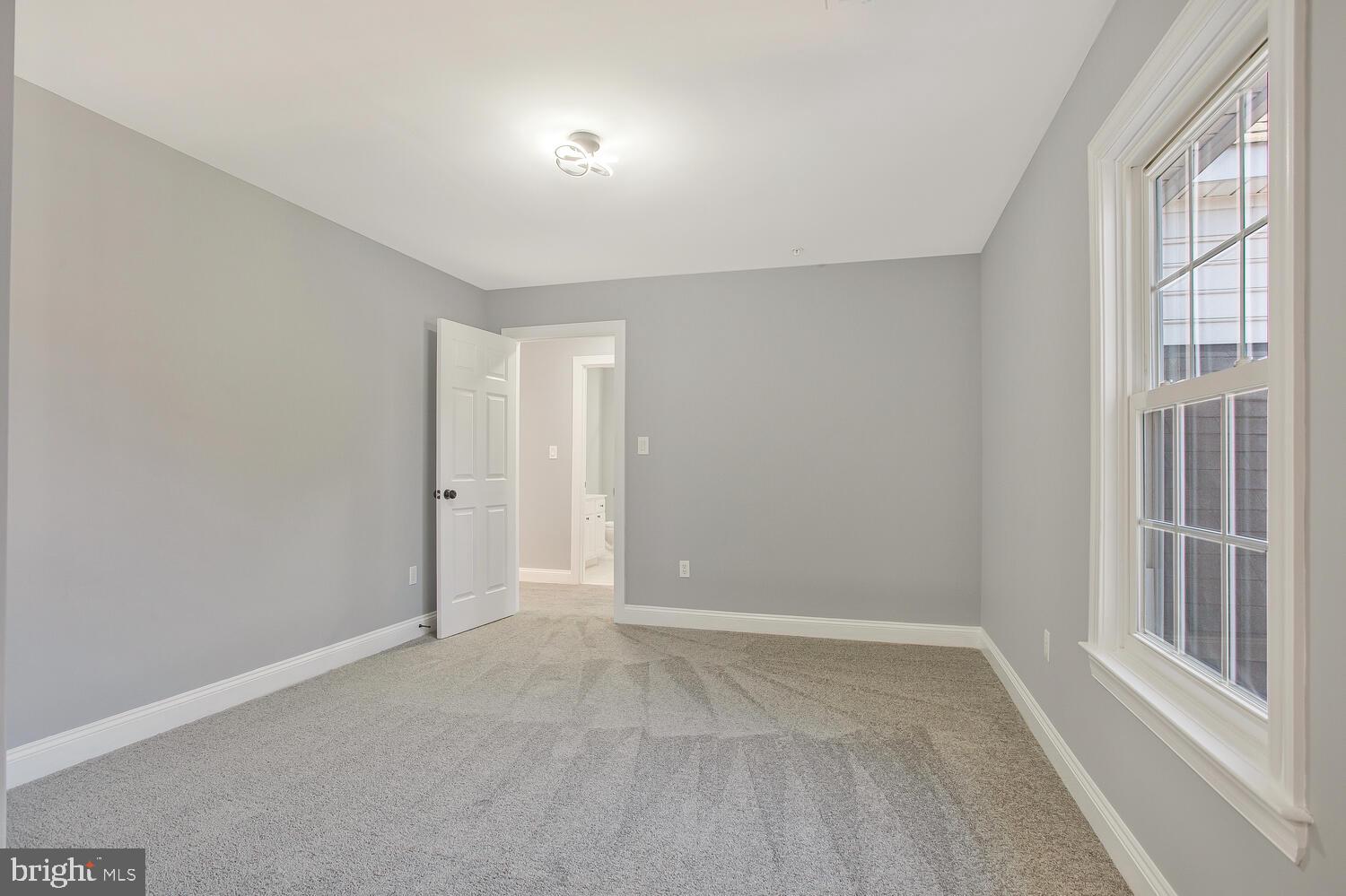 HIDDEN BLUFF - Residential