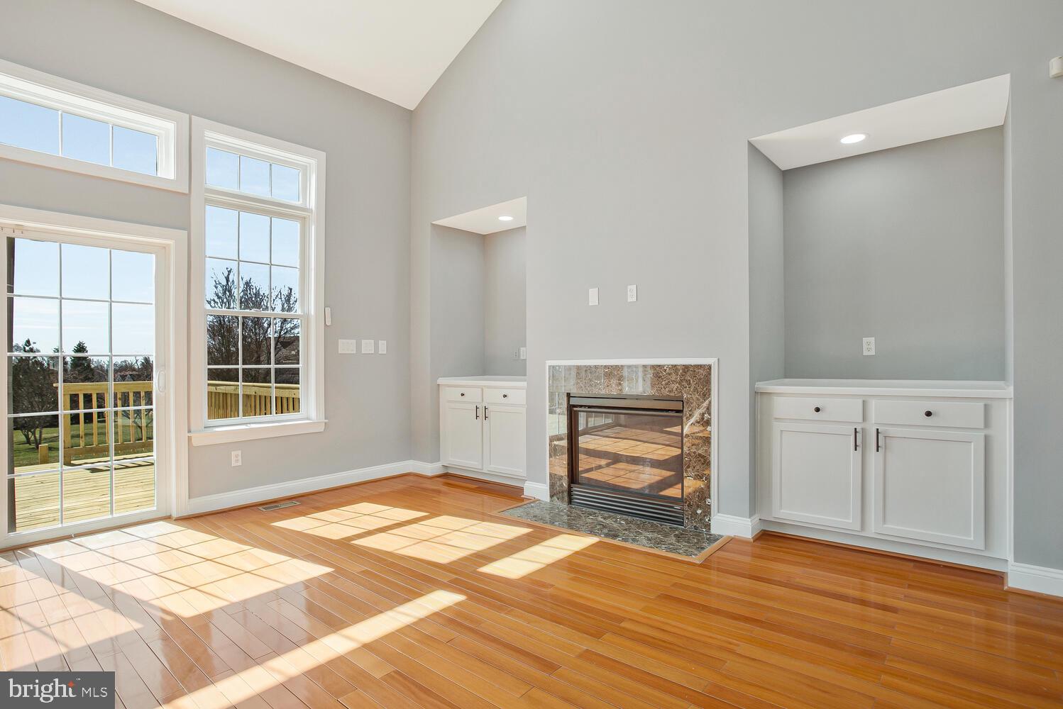 HIDDEN BLUFF - Residential