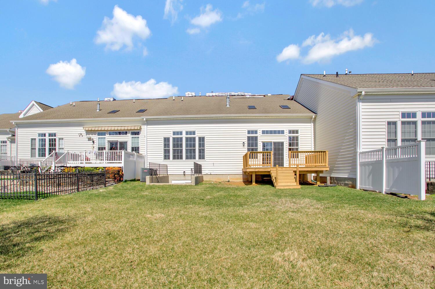 HIDDEN BLUFF - Residential