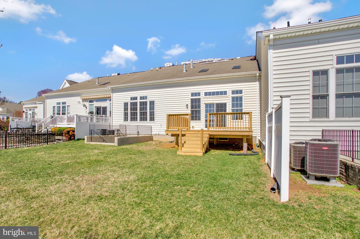 HIDDEN BLUFF - Residential