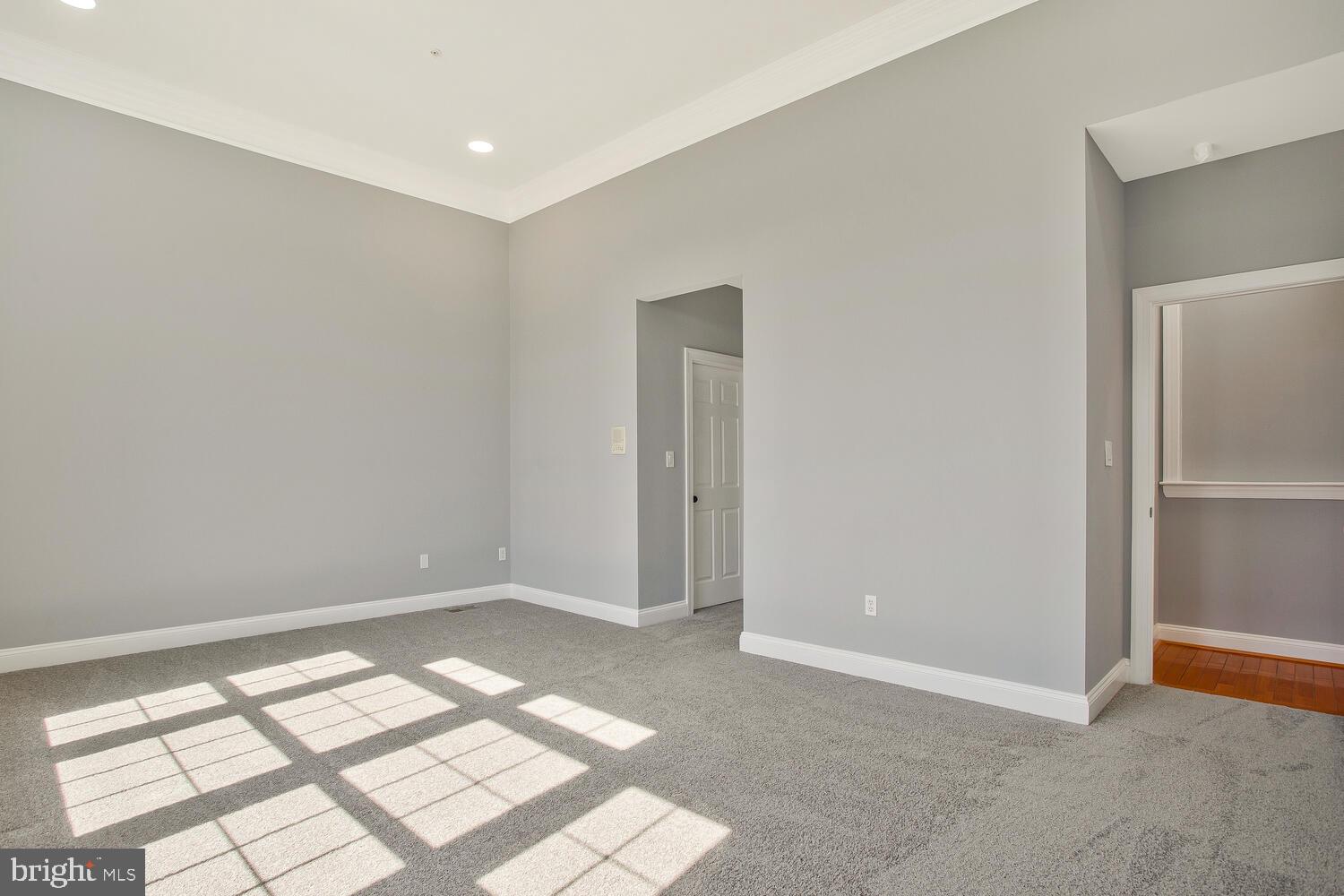 HIDDEN BLUFF - Residential