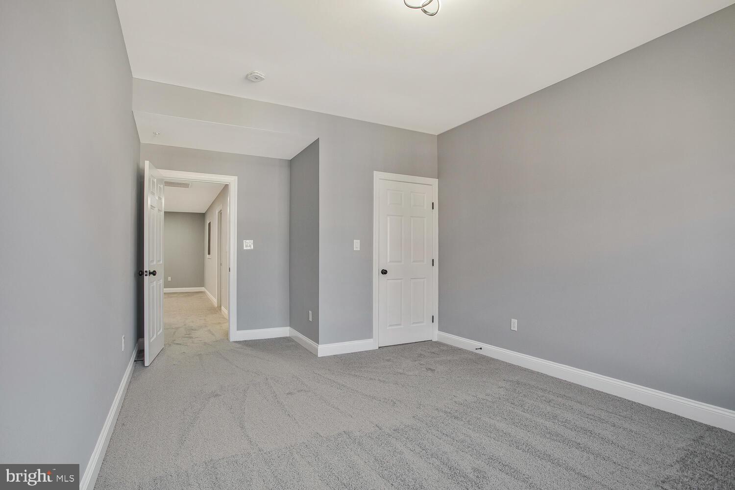 HIDDEN BLUFF - Residential