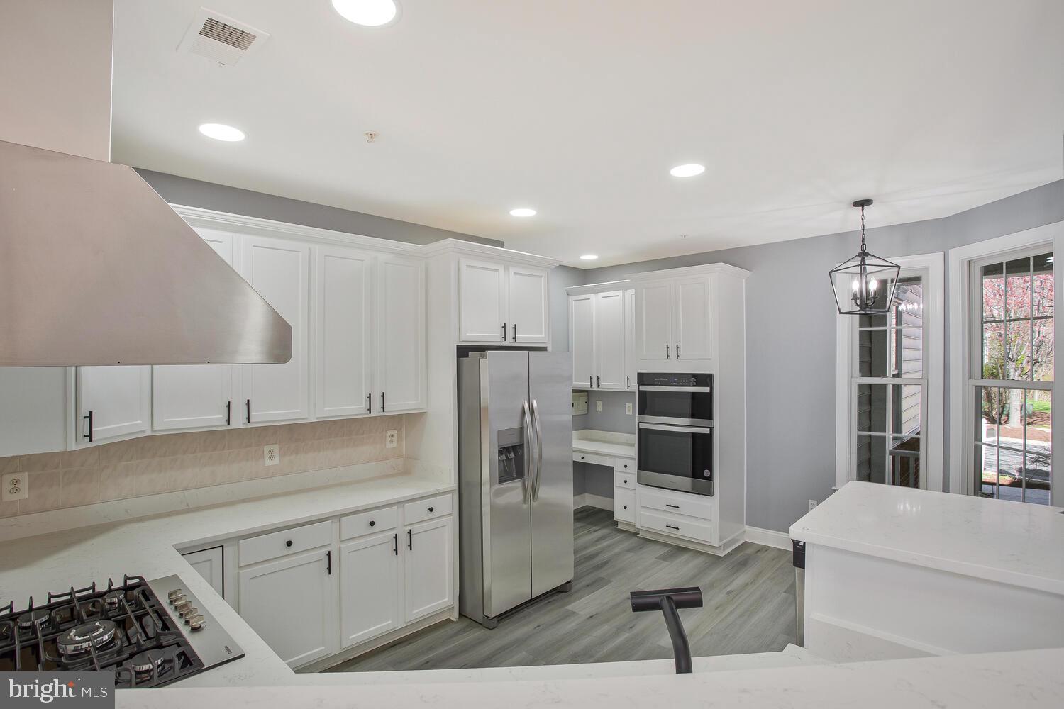 HIDDEN BLUFF - Residential