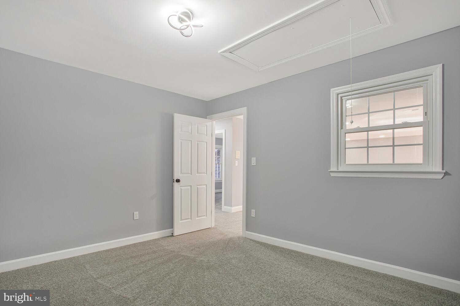 HIDDEN BLUFF - Residential