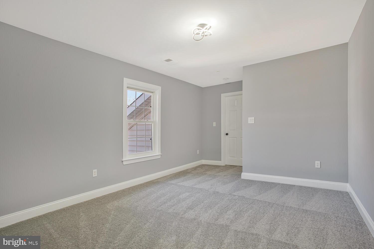 HIDDEN BLUFF - Residential