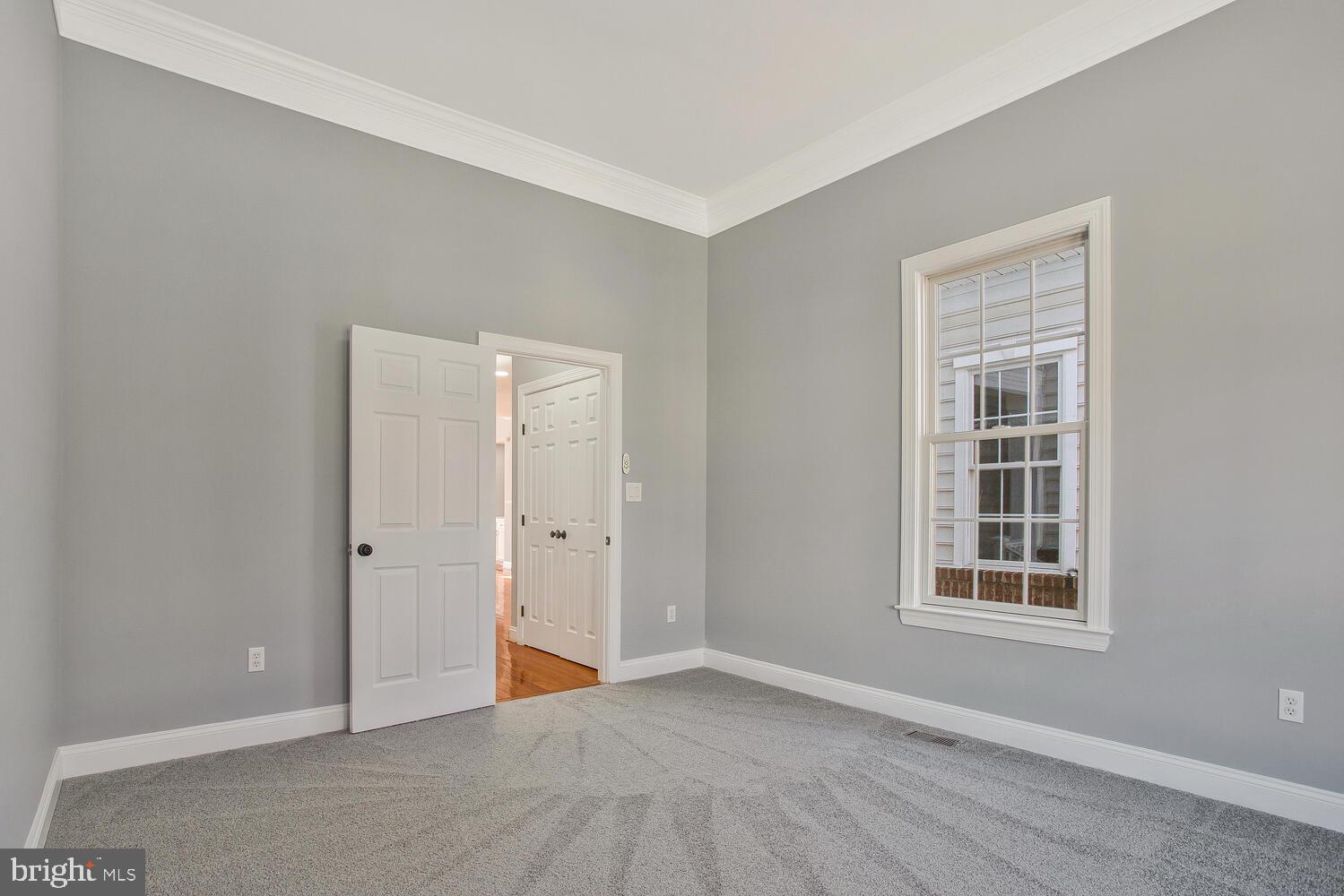 HIDDEN BLUFF - Residential