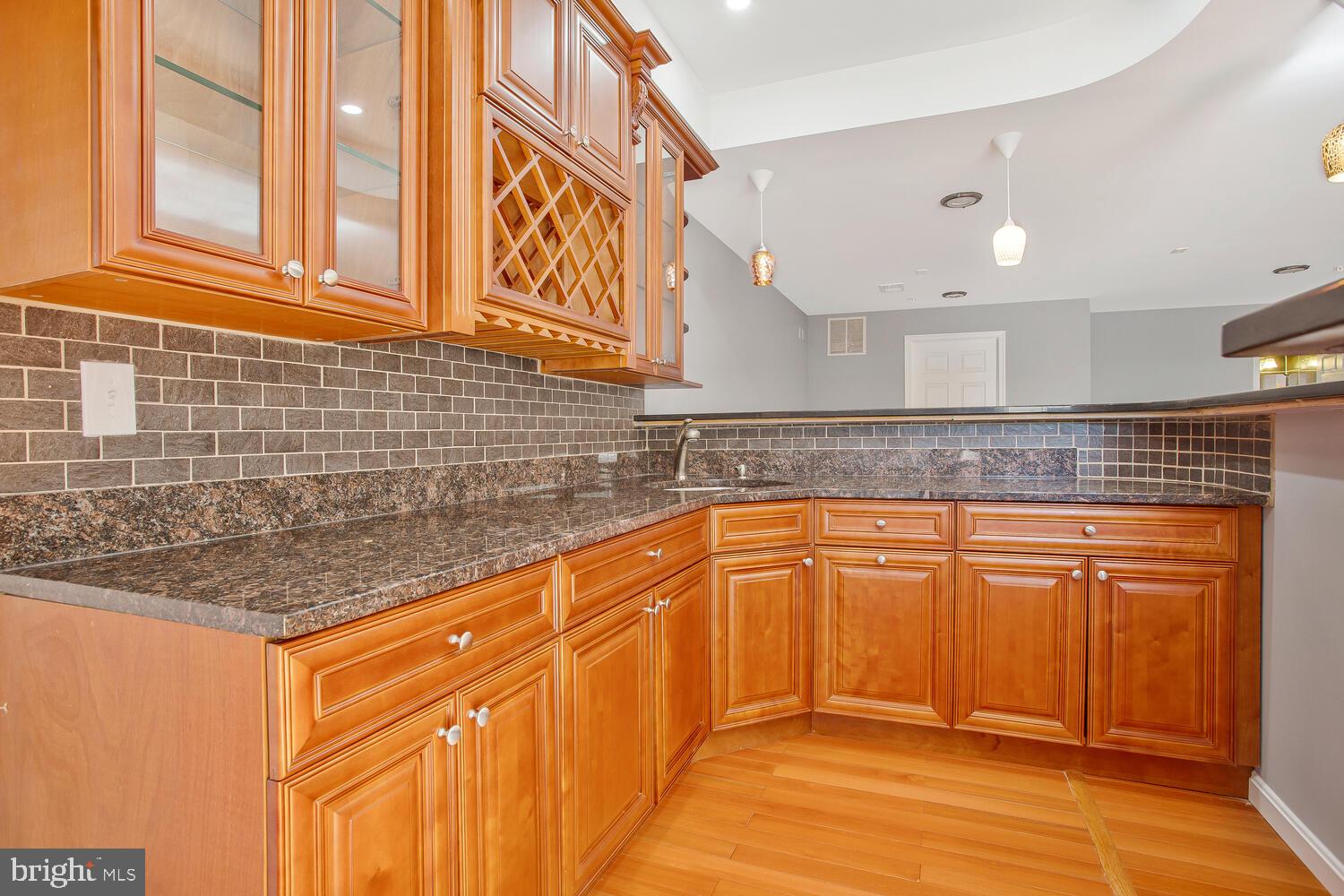 HIDDEN BLUFF - Residential