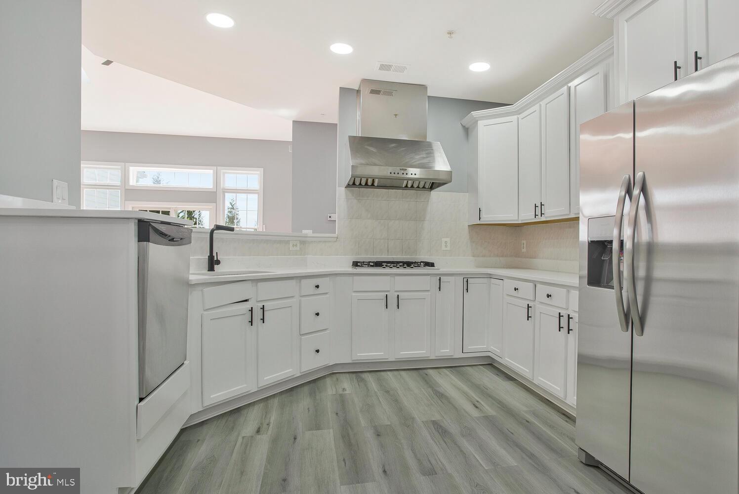 HIDDEN BLUFF - Residential