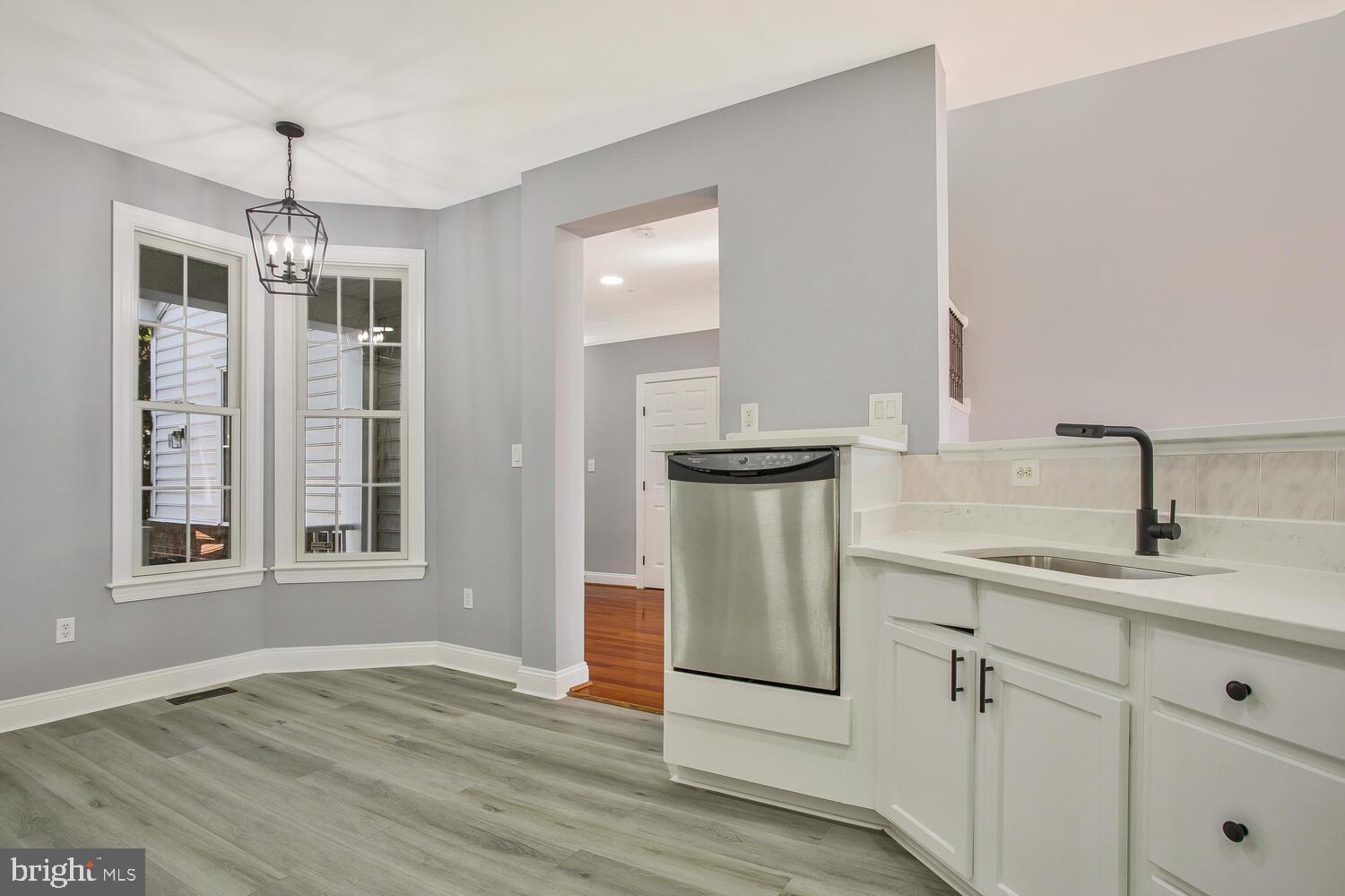 HIDDEN BLUFF - Residential