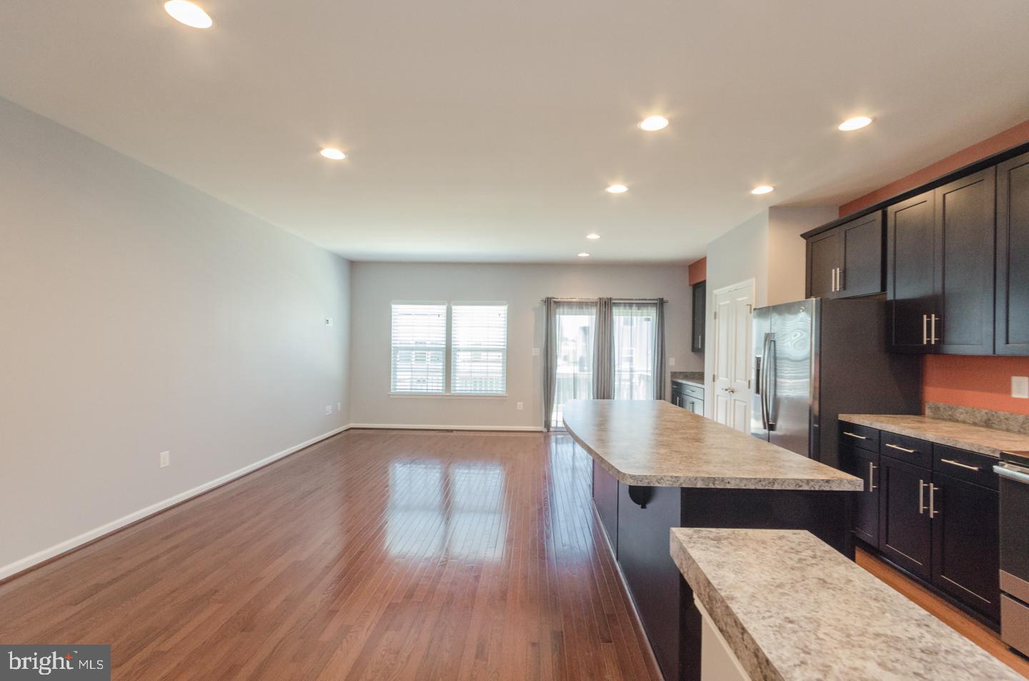 POTOMAC STATION - Residential Lease