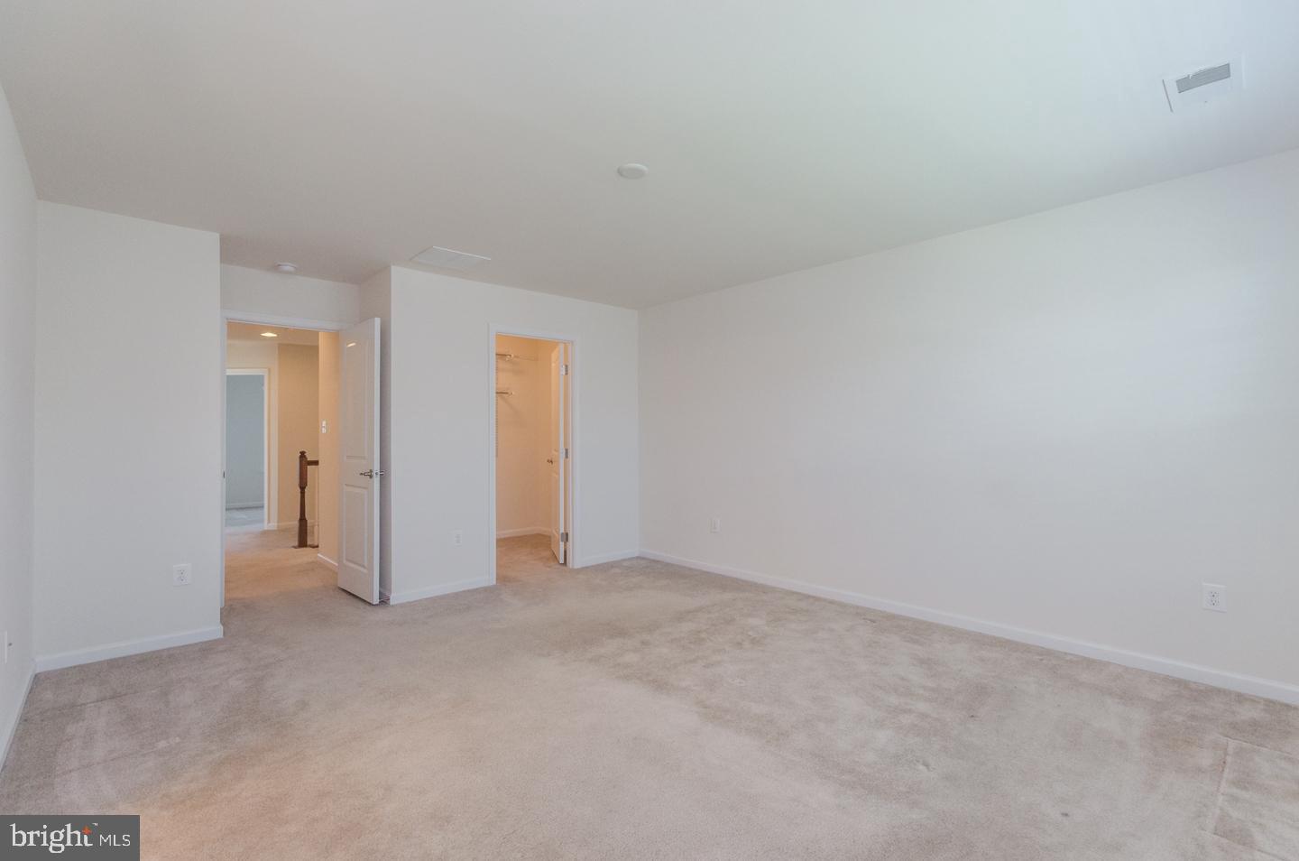 POTOMAC STATION - Residential Lease