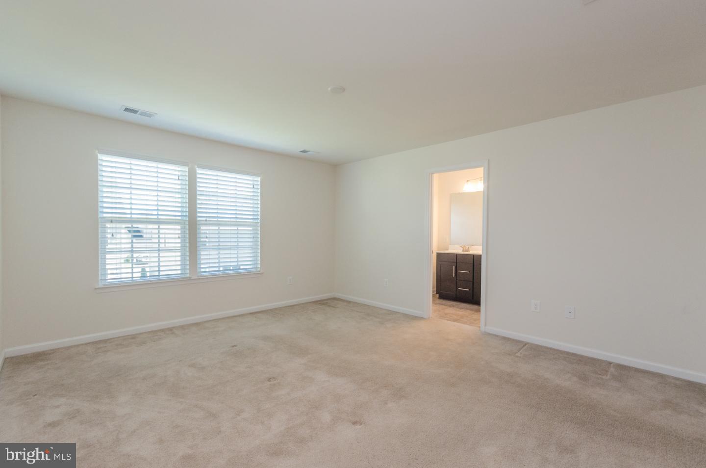 POTOMAC STATION - Residential Lease