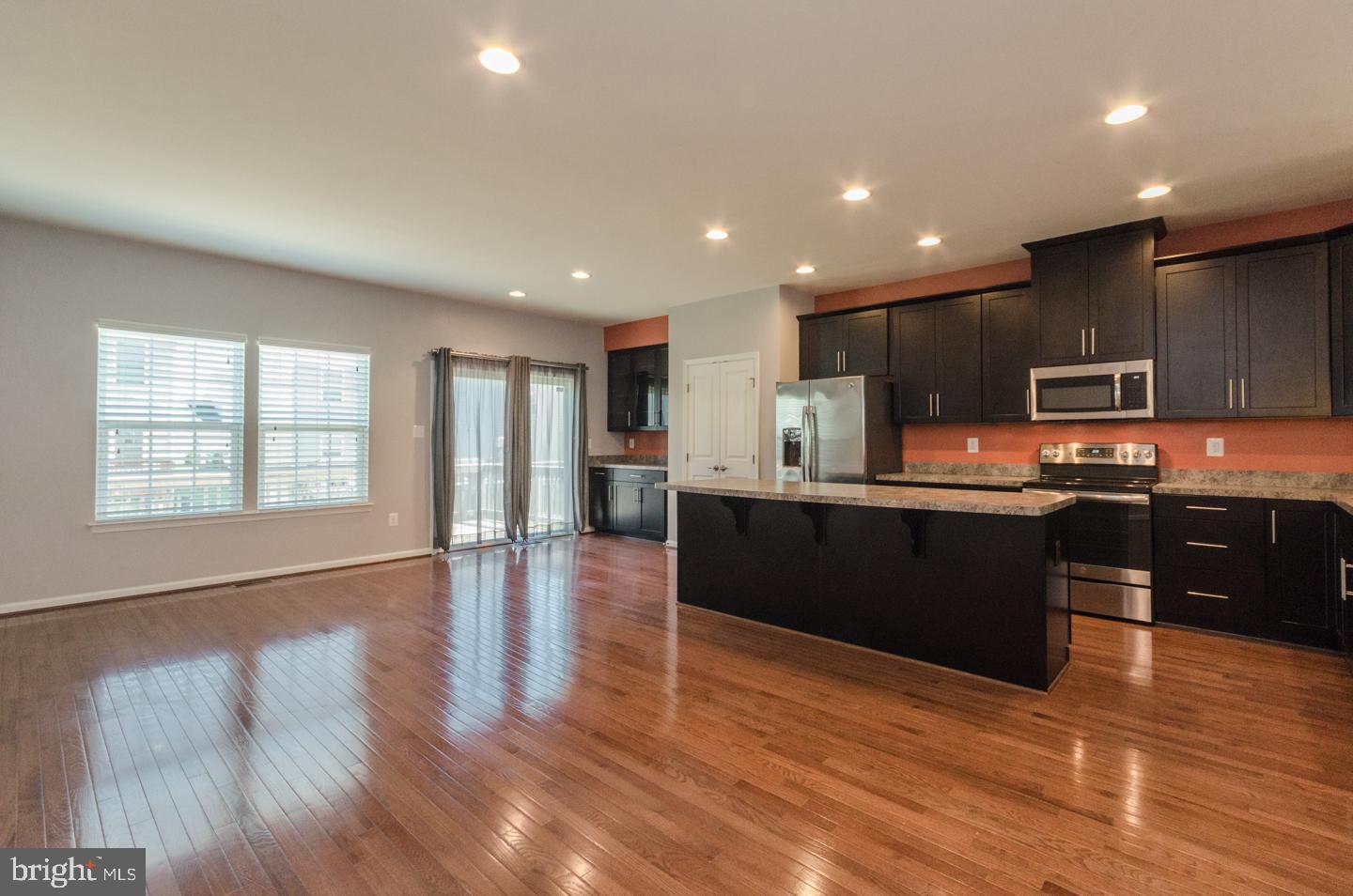 POTOMAC STATION - Residential Lease