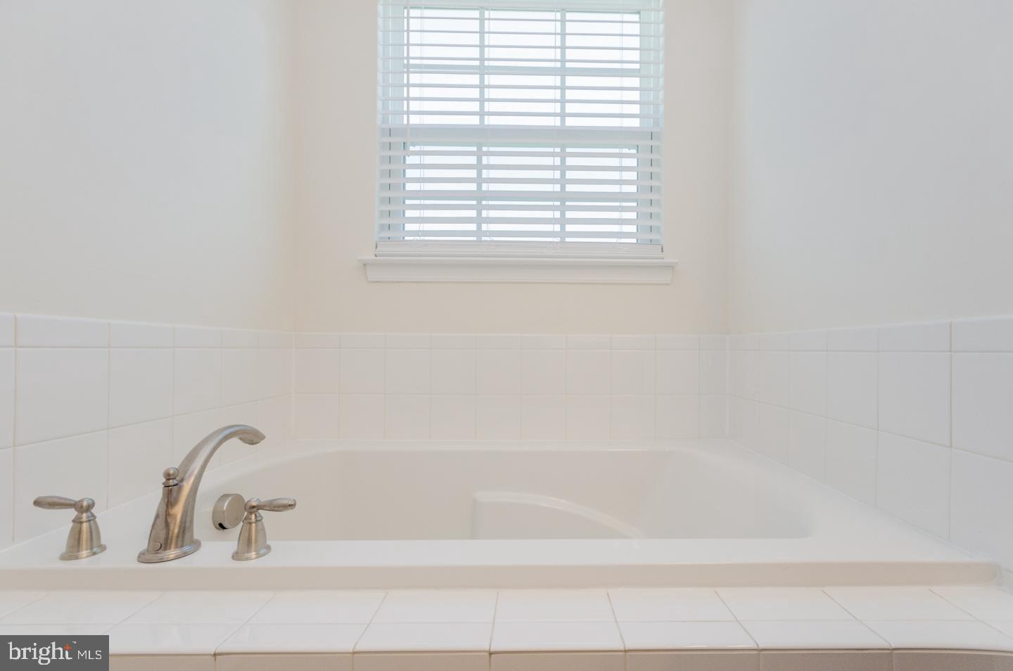 POTOMAC STATION - Residential Lease