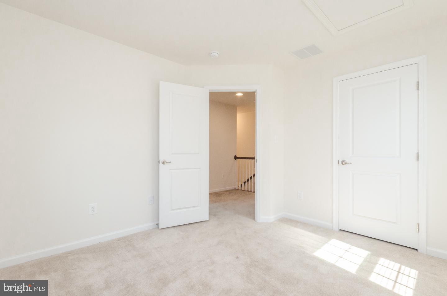 POTOMAC STATION - Residential Lease