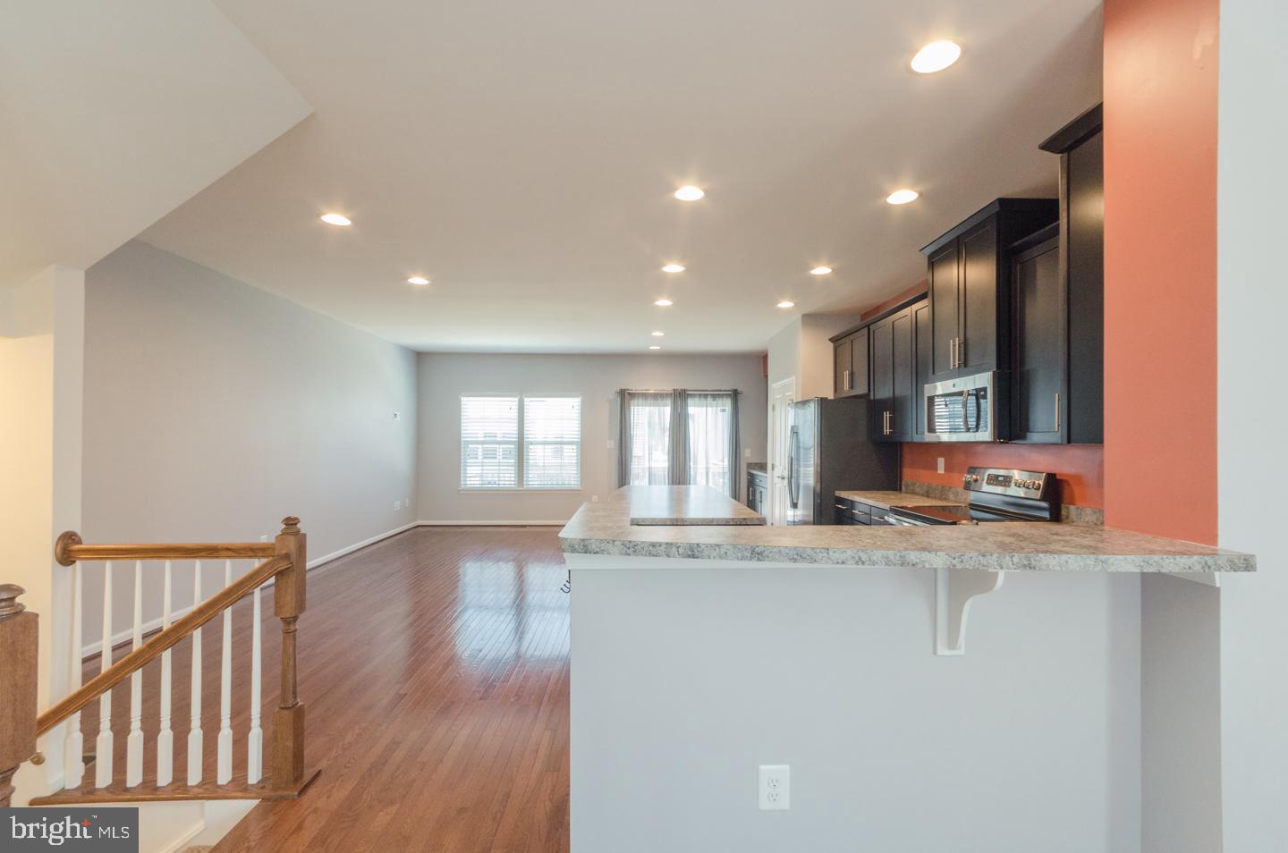 POTOMAC STATION - Residential Lease