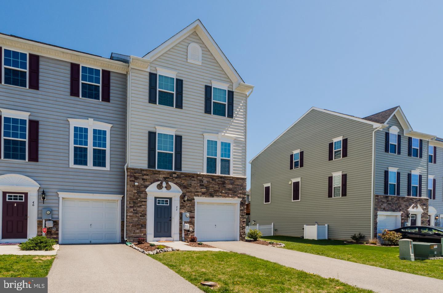 POTOMAC STATION - Residential Lease