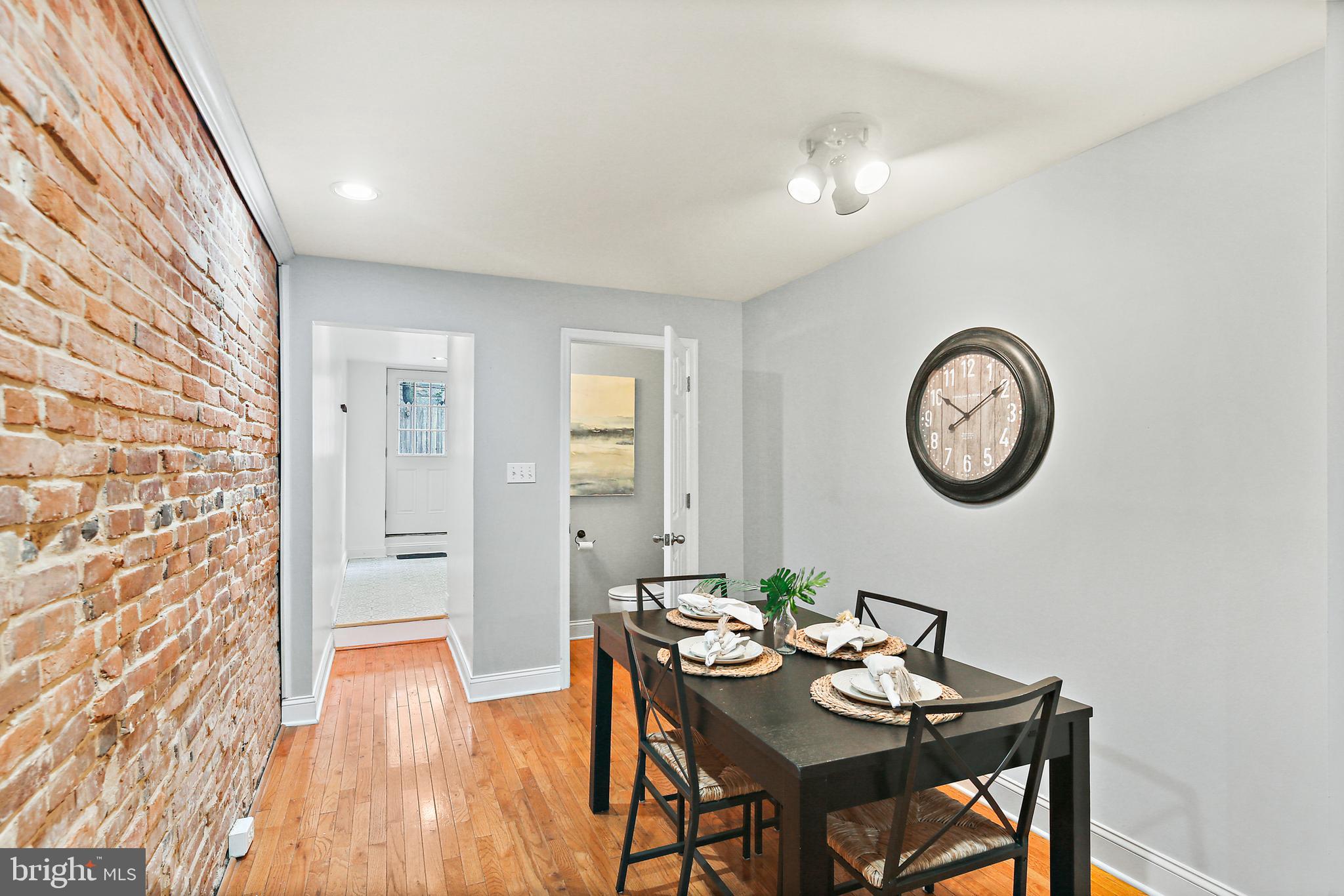 RIVERSIDE - Residential